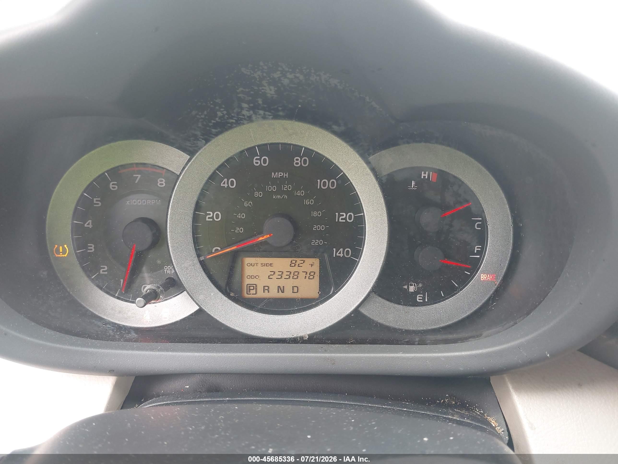 2007 Toyota Rav4   Red vin: JTMZD33V976024390