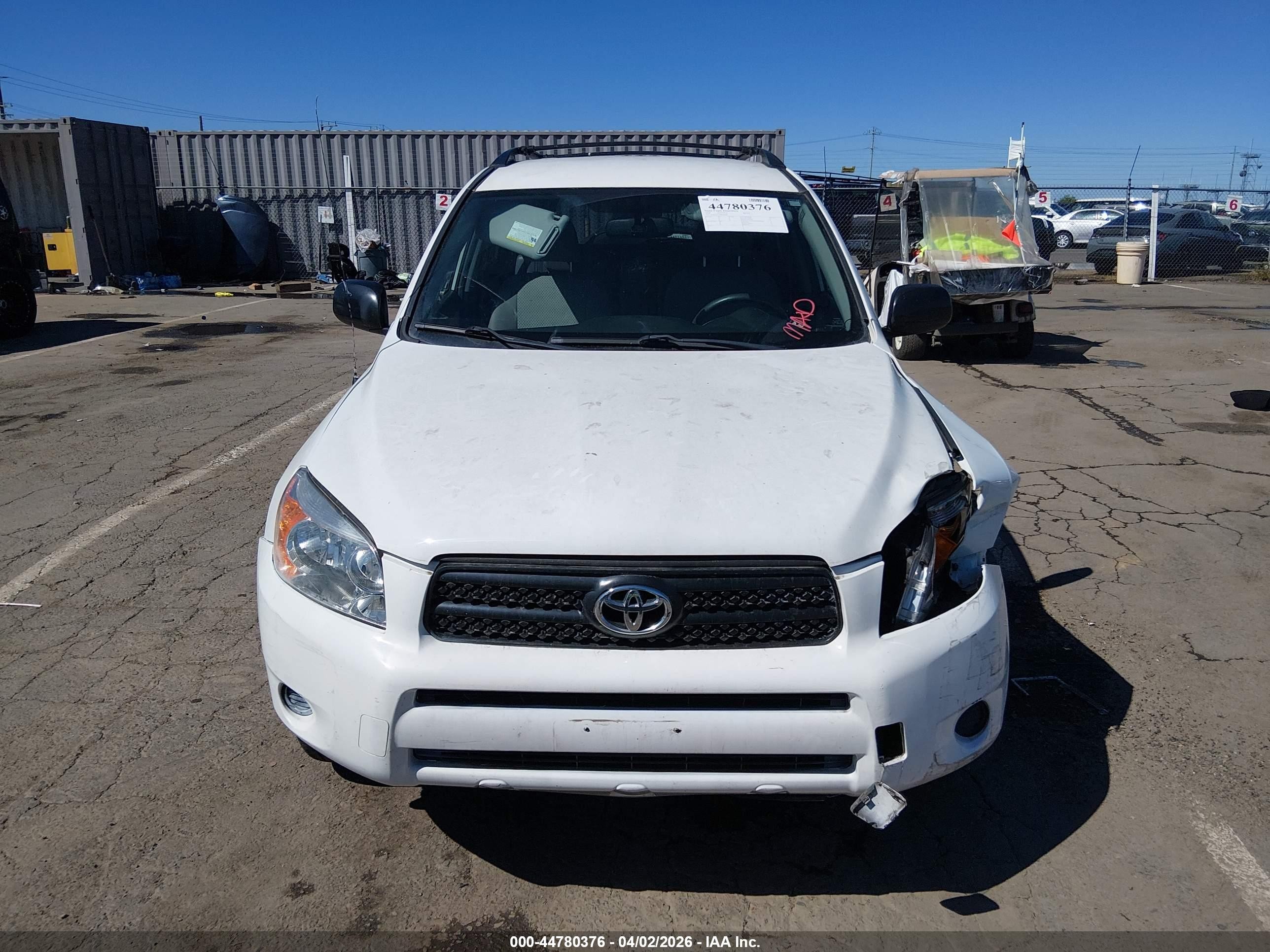 2008 Toyota Rav4   White vin: JTMZD33V985088582