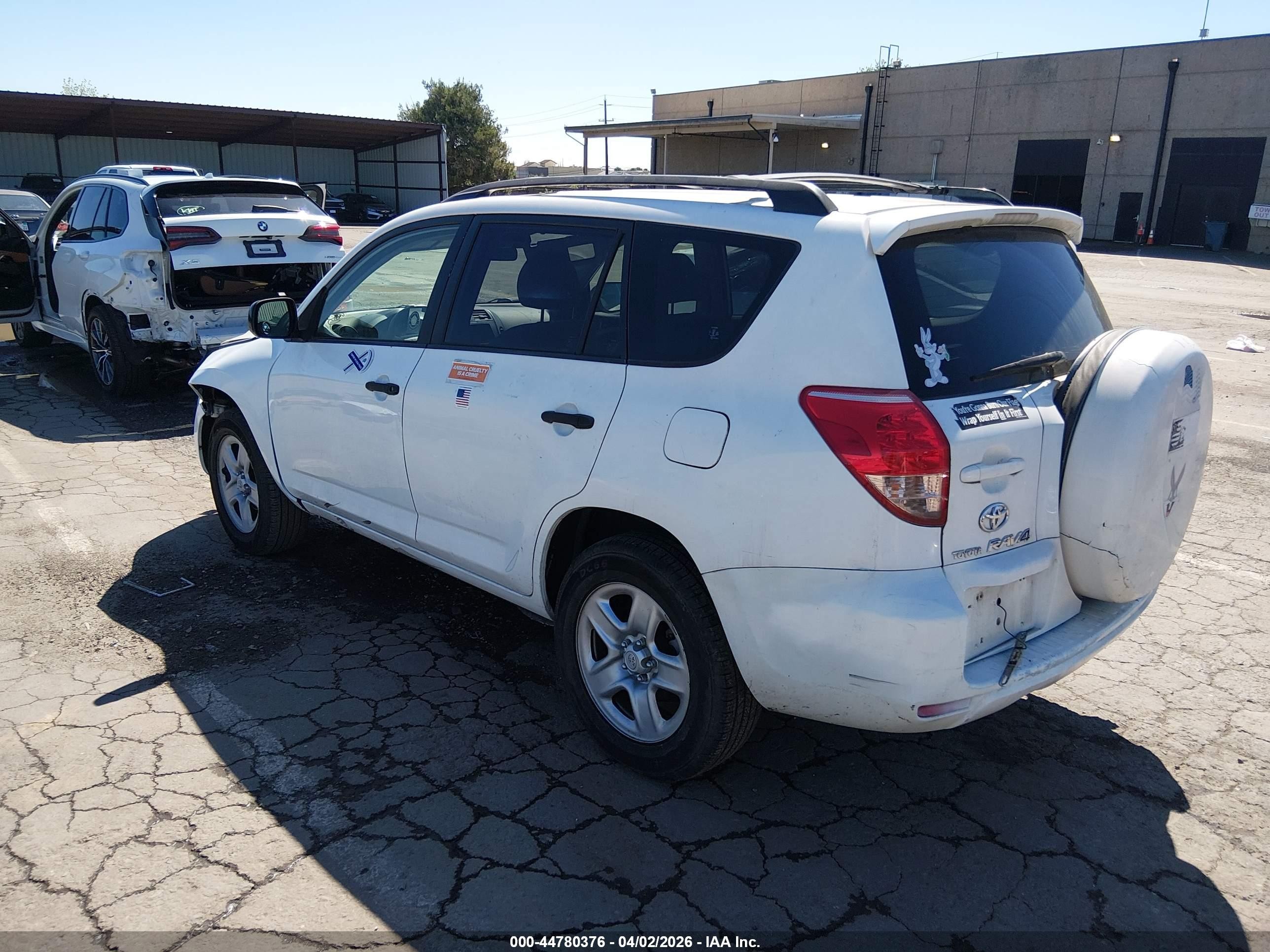 2008 Toyota Rav4   White vin: JTMZD33V985088582
