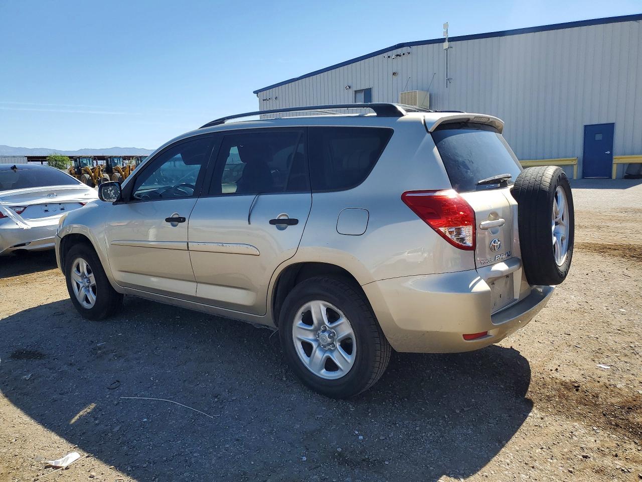 2008 Toyota Rav4 Base Gold vin: JTMZD33V985109012
