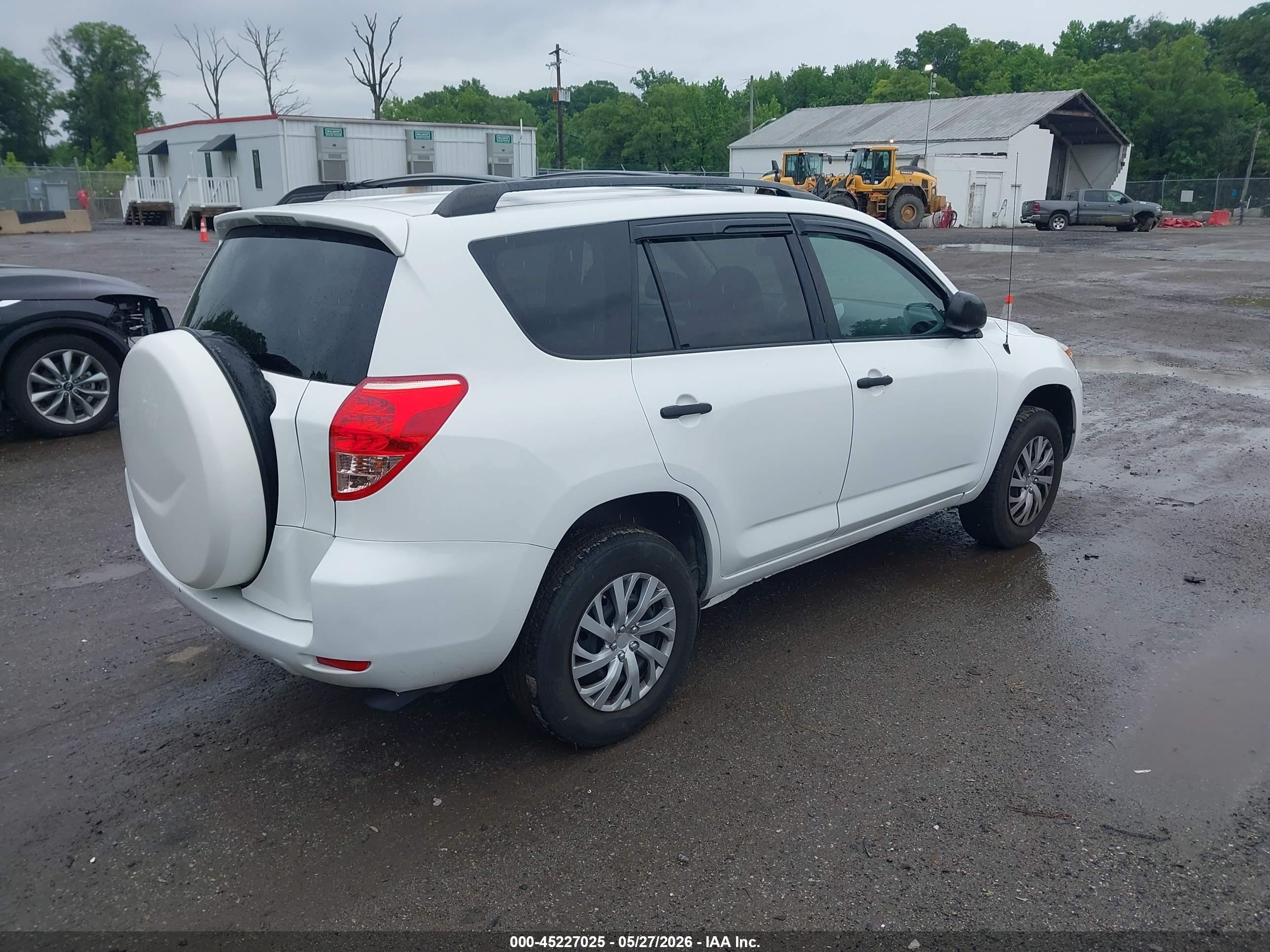 2008 Toyota Rav4   White vin: JTMZD33V986054636
