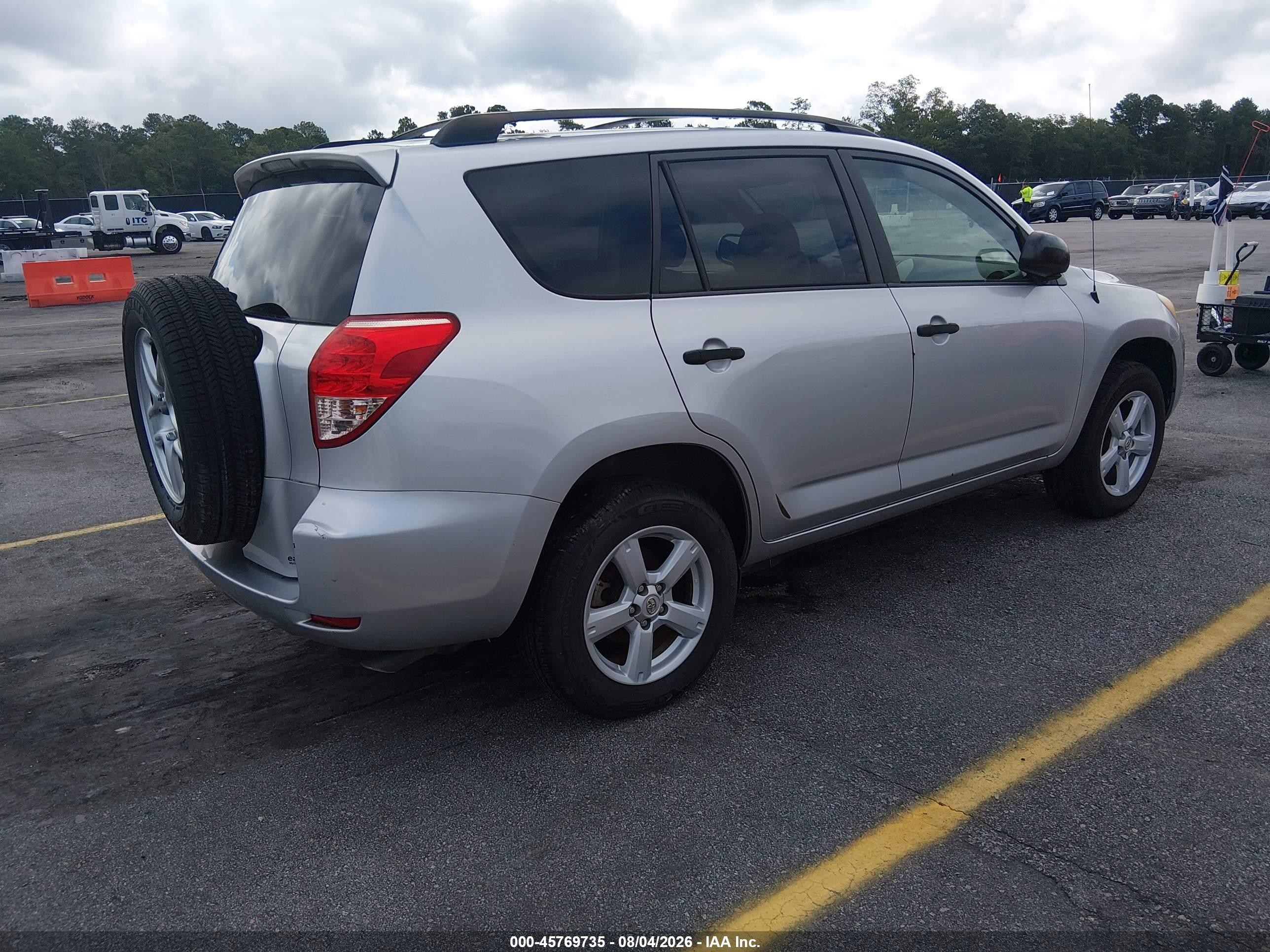 2008 Toyota Rav4   Silver vin: JTMZD33V986072098