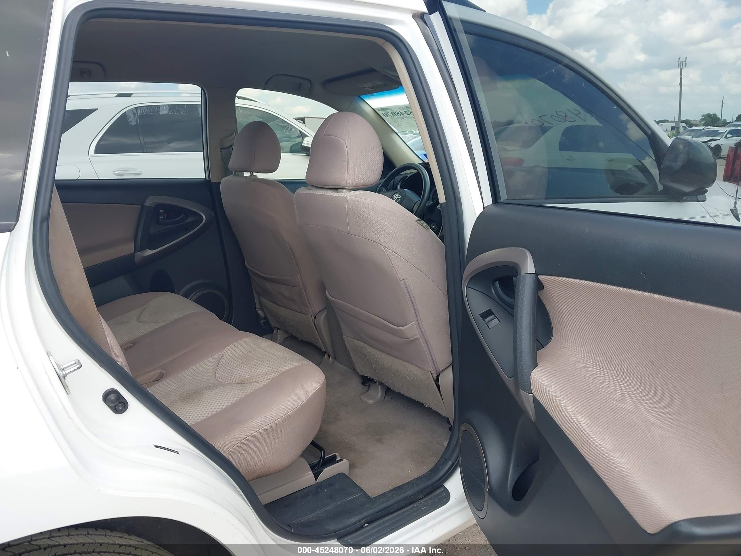 2008 Toyota Rav4 White vin: JTMZD33V986079276