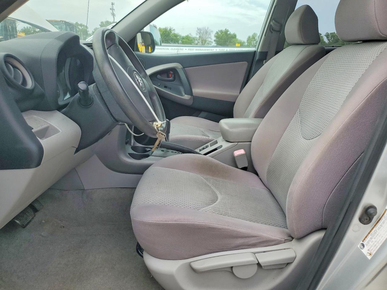 2006 Toyota Rav4 Base Серый vin: JTMZD33VX65007506