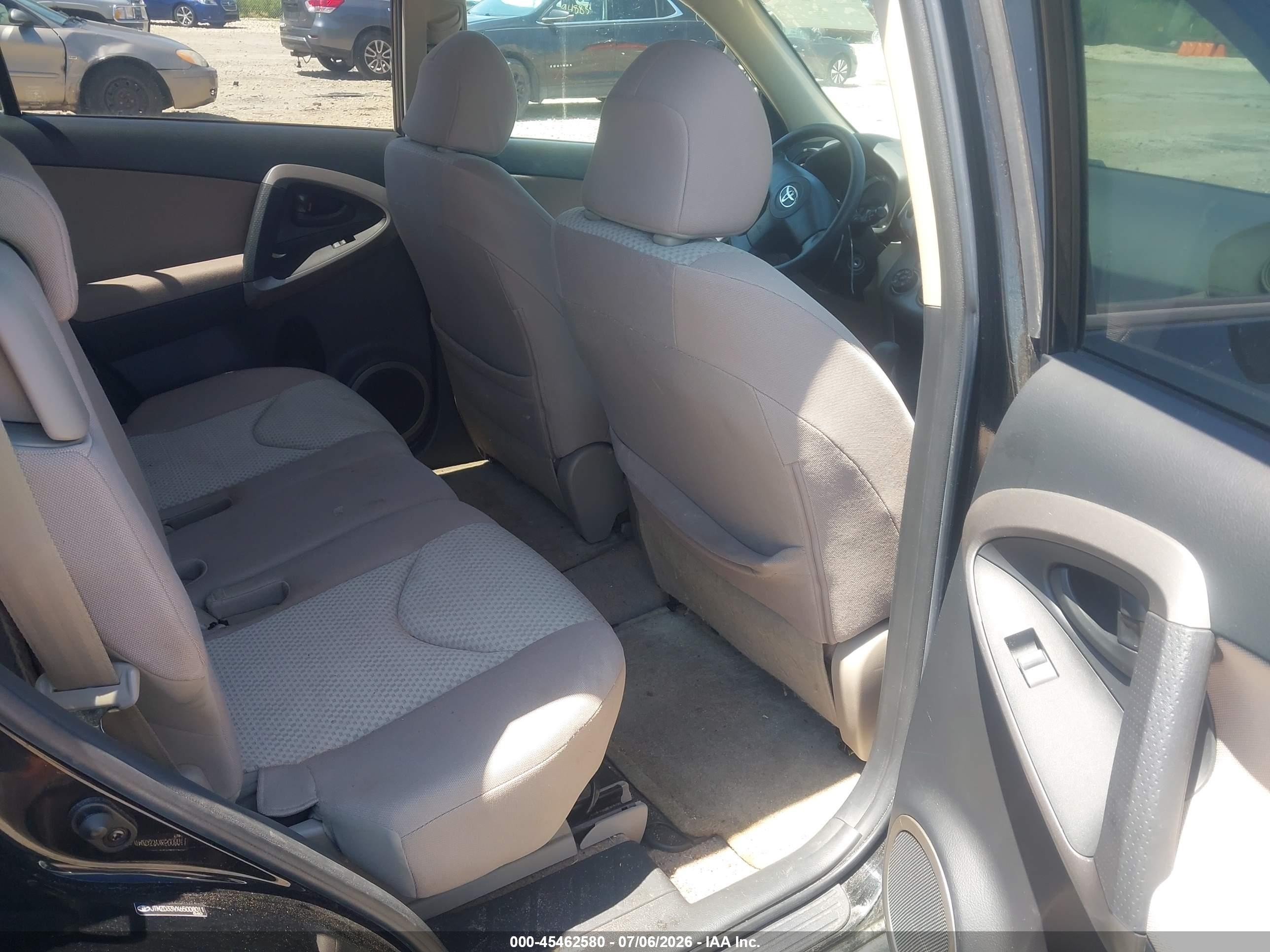 2006 Toyota Rav4   Black vin: JTMZD33VX65008011