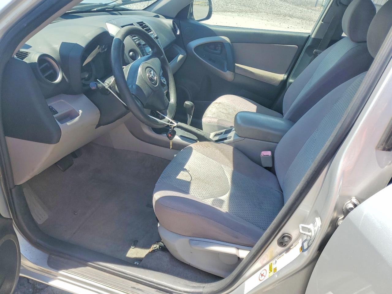 2008 Toyota Rav4 Base Silver vin: JTMZD33VX85081253
