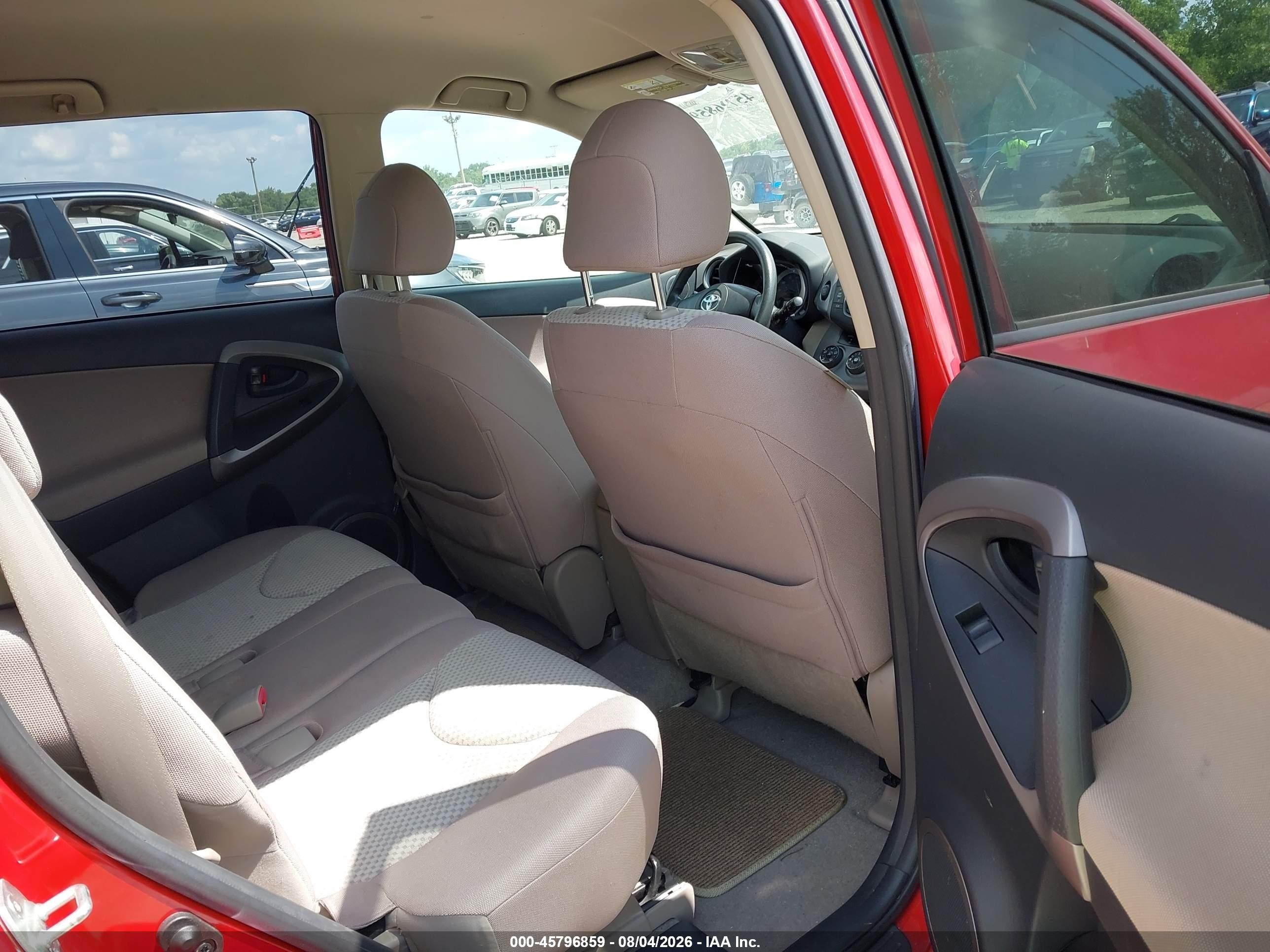 2008 Toyota Rav4   Red vin: JTMZD33VX85108824
