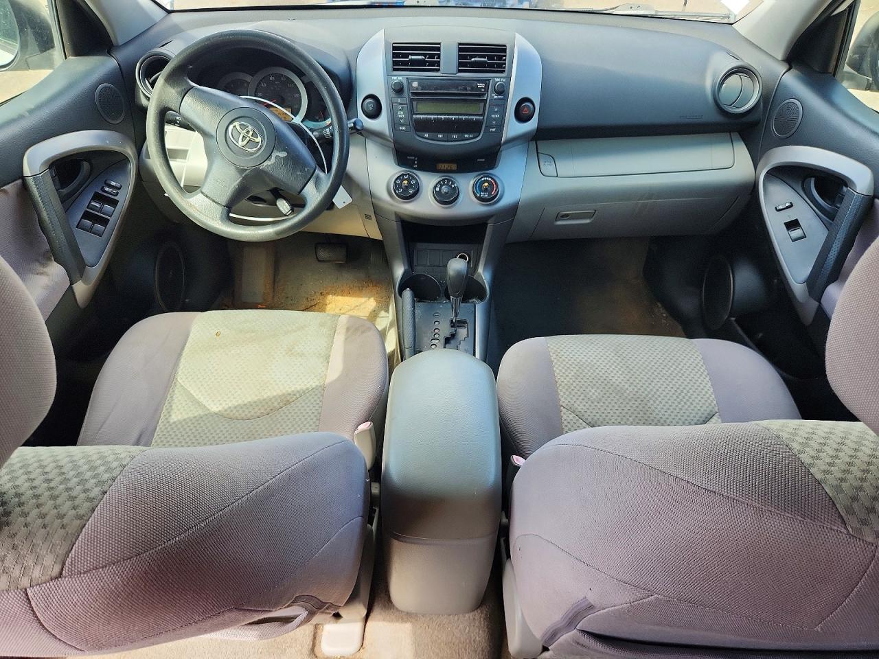 2008 Toyota Rav4 Base White vin: JTMZD33VX86054581