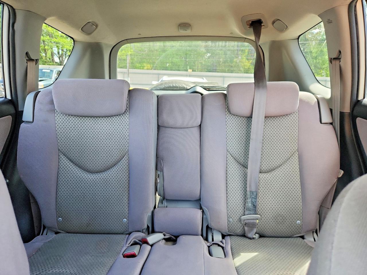 2008 Toyota Rav4 Base White vin: JTMZD33VX86054581