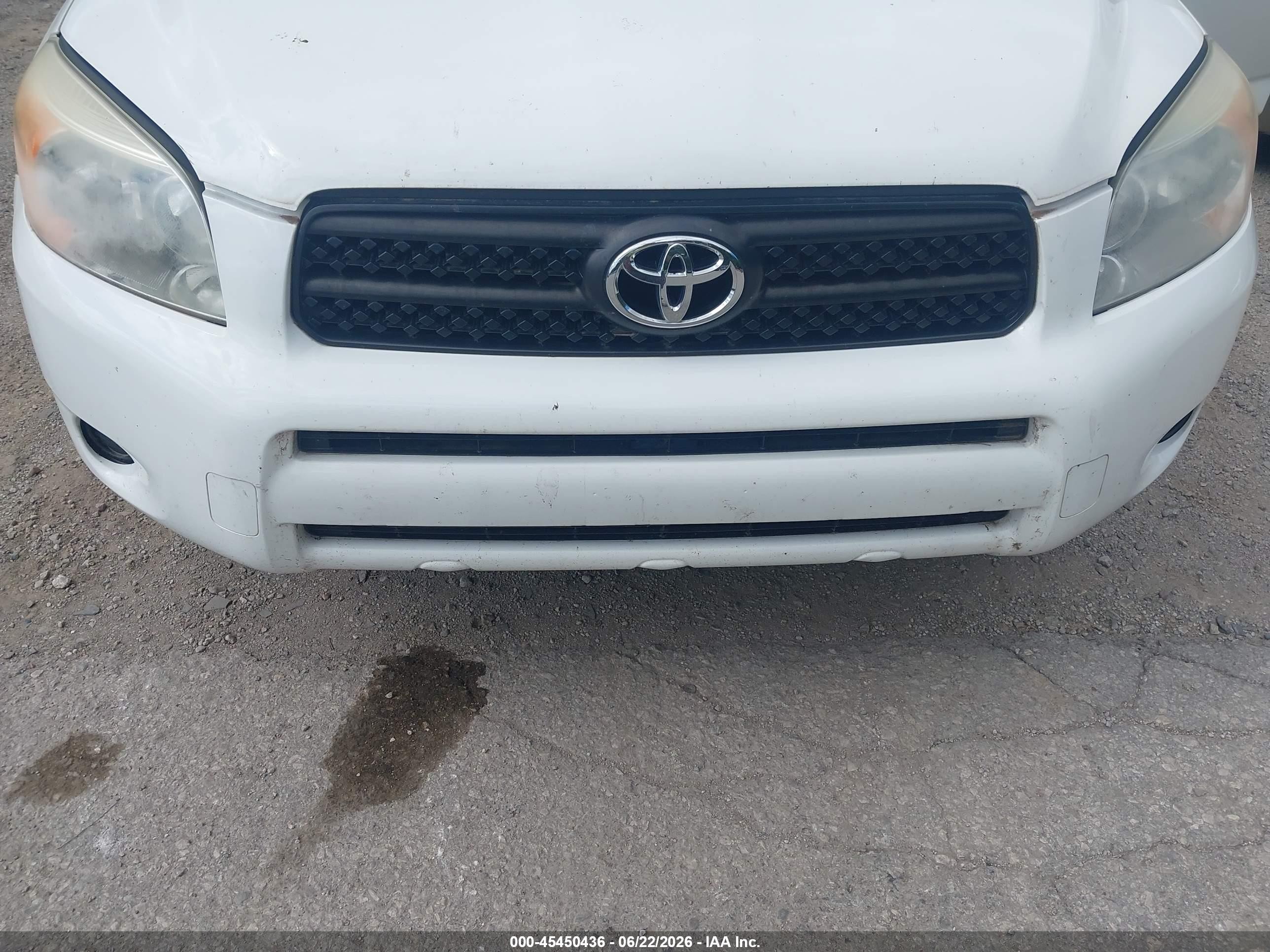 2008 Toyota Rav4   White vin: JTMZD33VX86055648