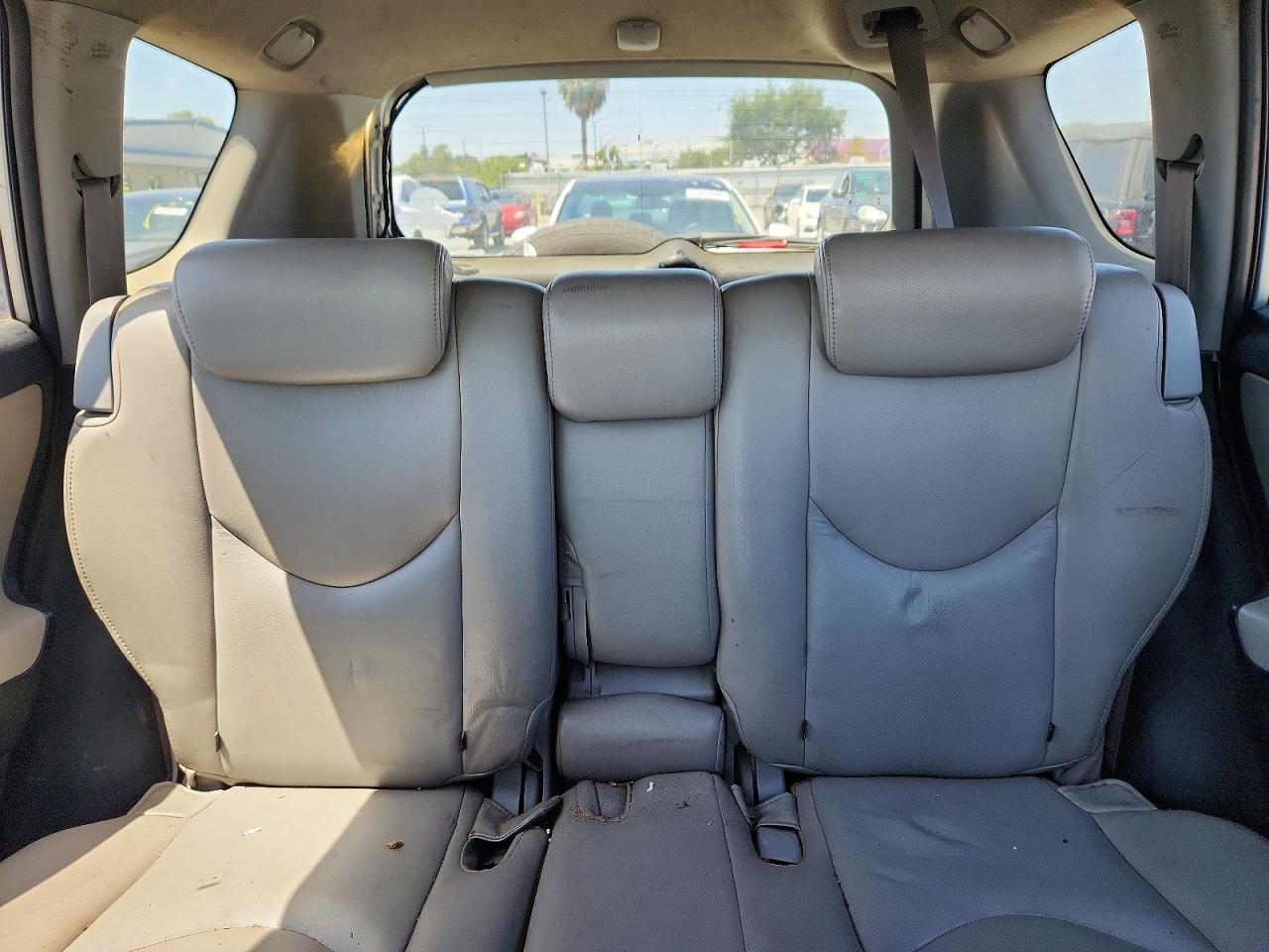 2008 Toyota Rav4 Base Silver vin: JTMZD33VX86064978