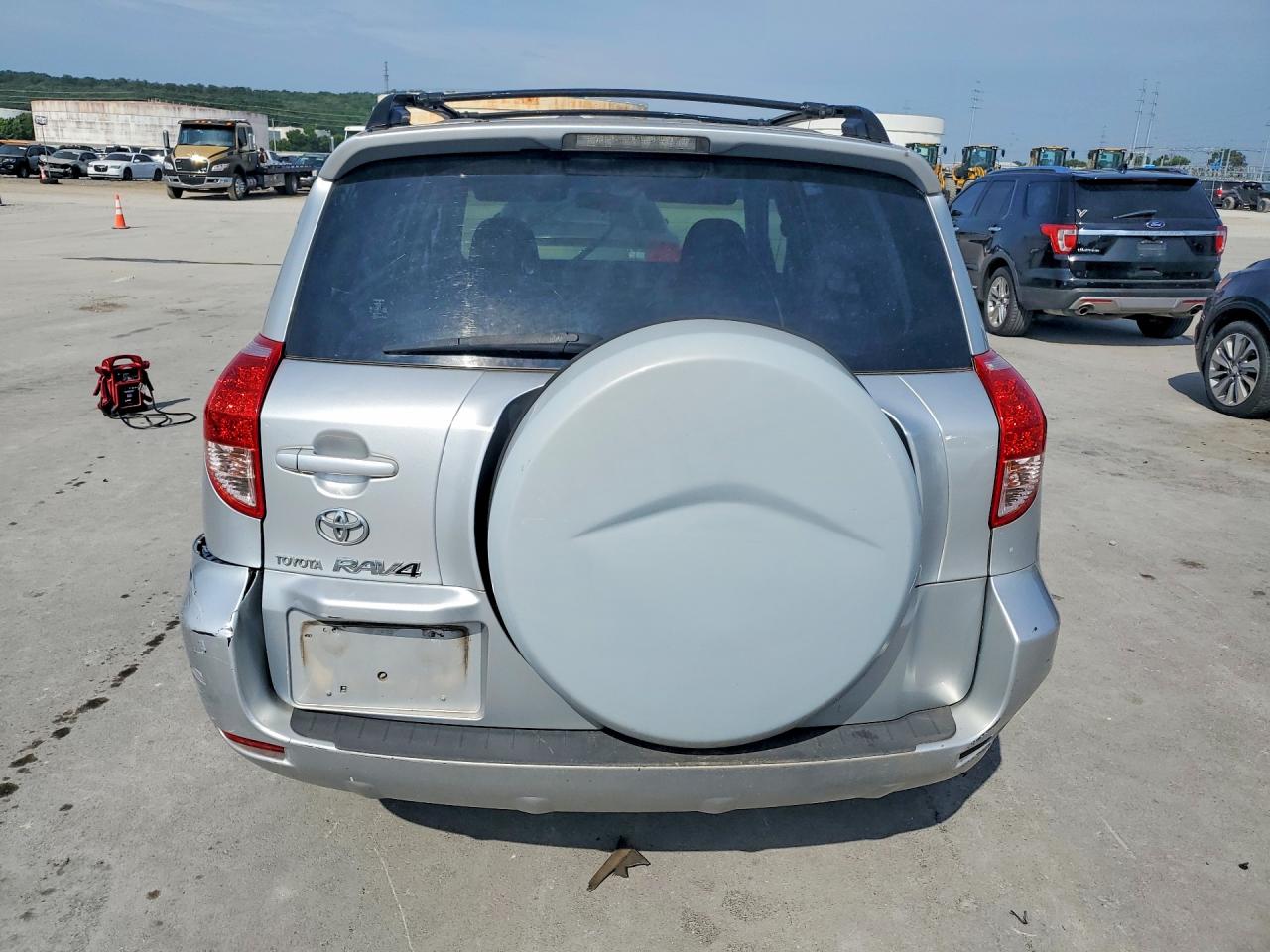 2008 Toyota Rav4 Base Silver vin: JTMZD33VX86065080