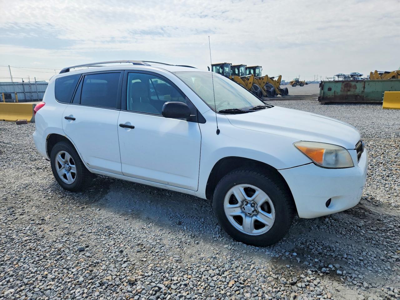 2008 Toyota Rav4 Base White vin: JTMZD33VX86073499