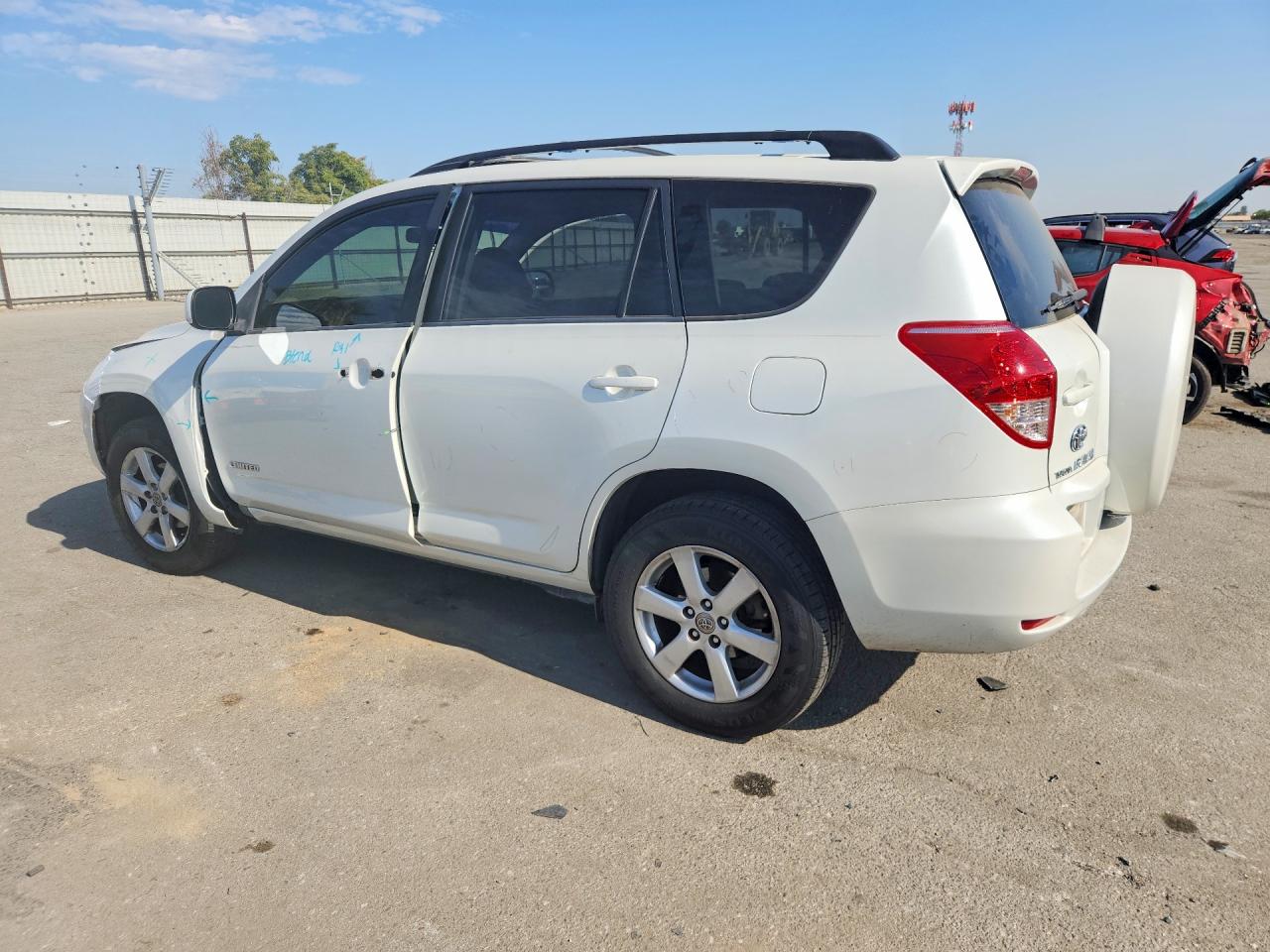 2006 Toyota Rav4 Limited White vin: JTMZD34V565025359