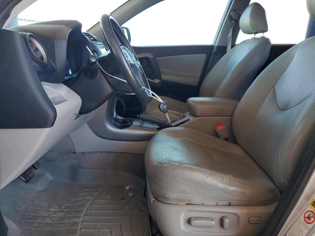 2006 Toyota Rav4 Limited Silver vin: JTMZD34VX65015779