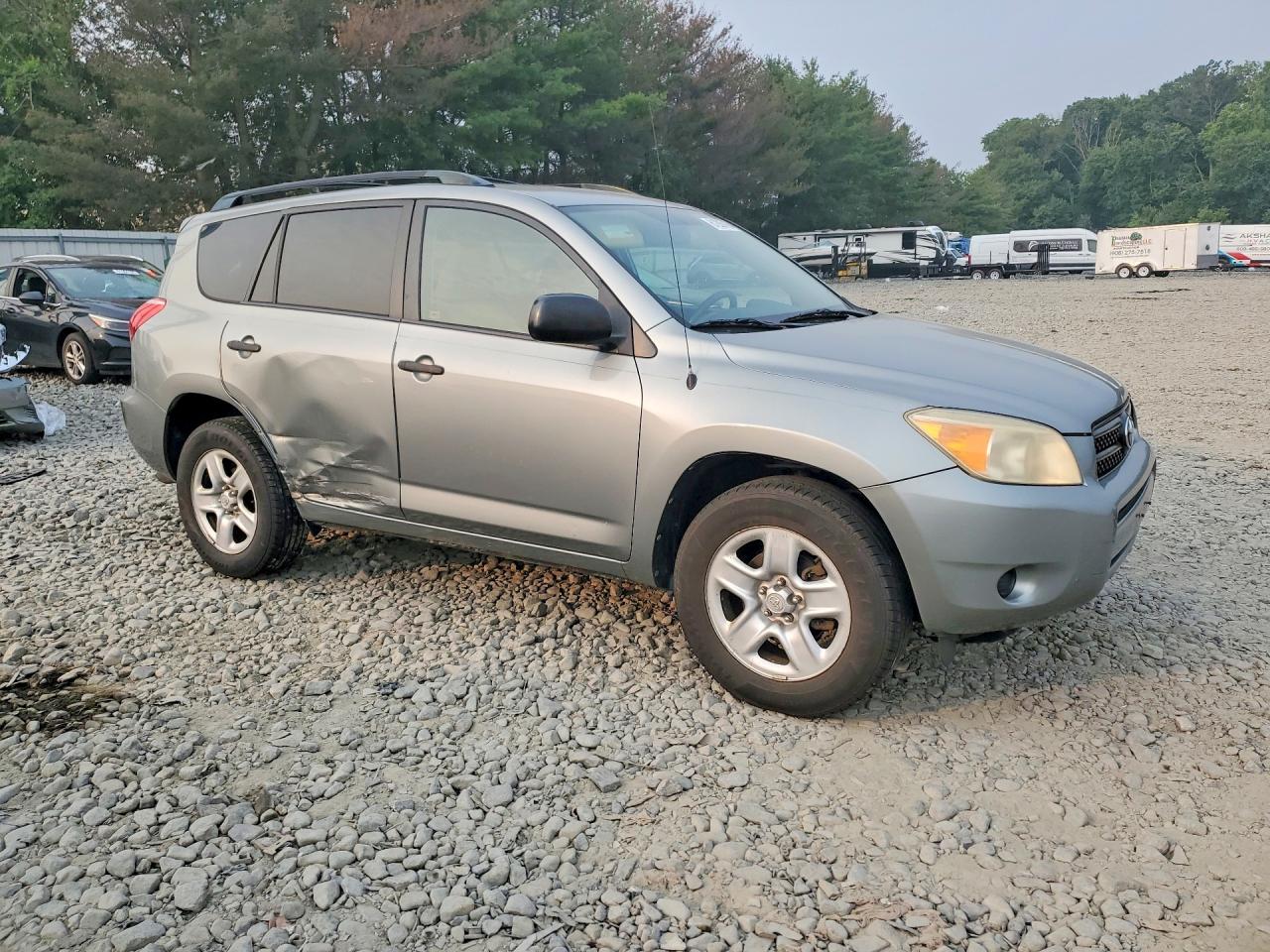 2006 Toyota Rav4 Base Gray vin: JTMZD35V065028295