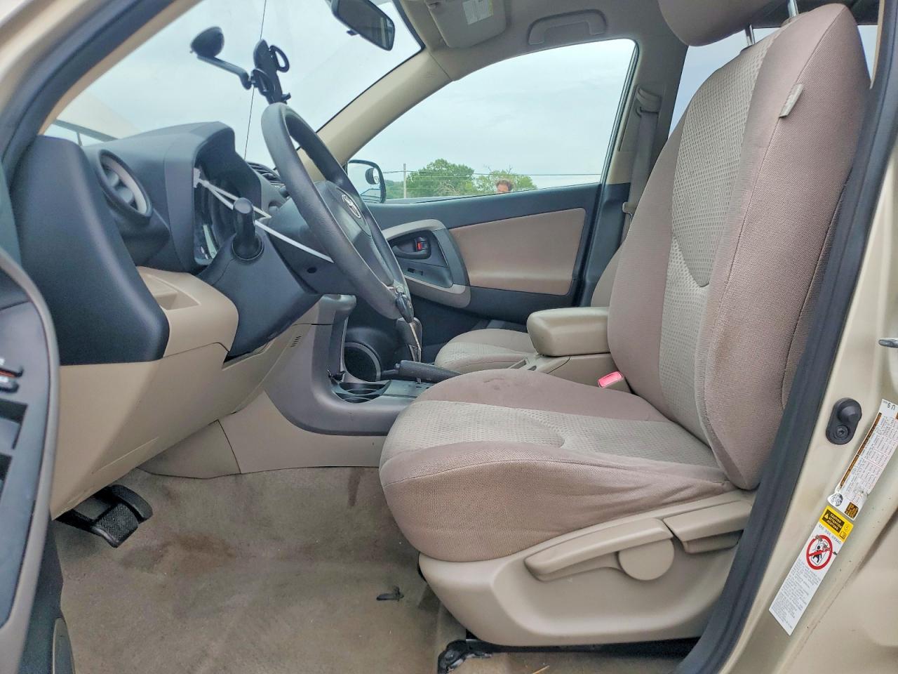 2008 Toyota Rav4 Base Tan vin: JTMZD35V285086668