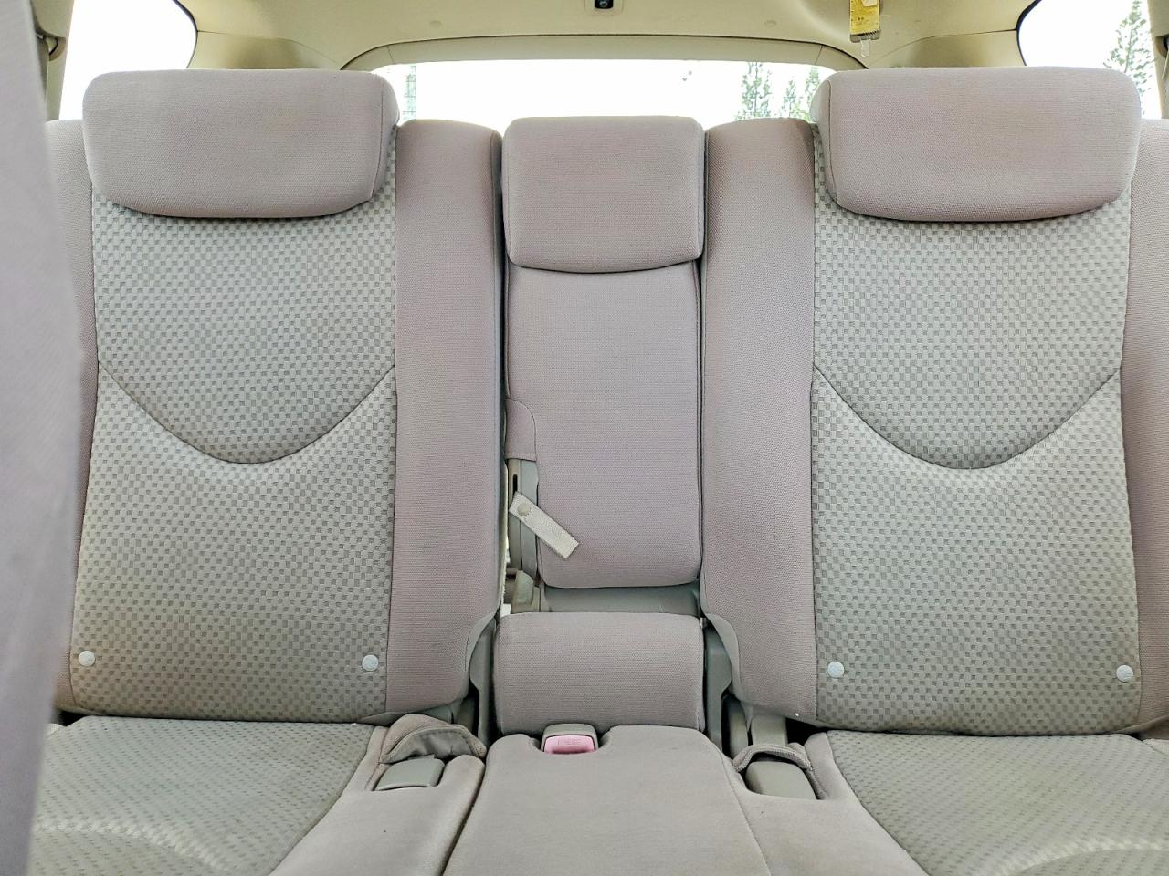 2007 Toyota Rav4 Base Beige vin: JTMZD35V375077380