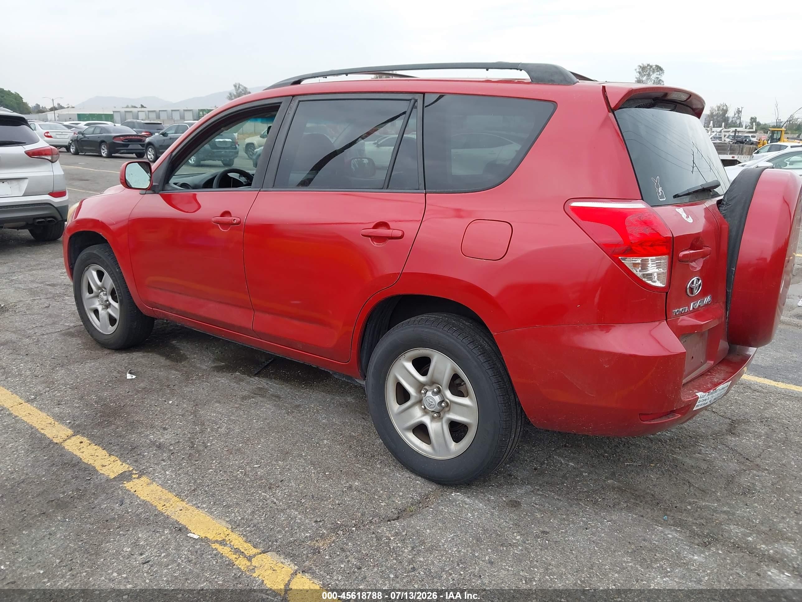 2007 Toyota Rav4   Красный vin: JTMZD35V775071873