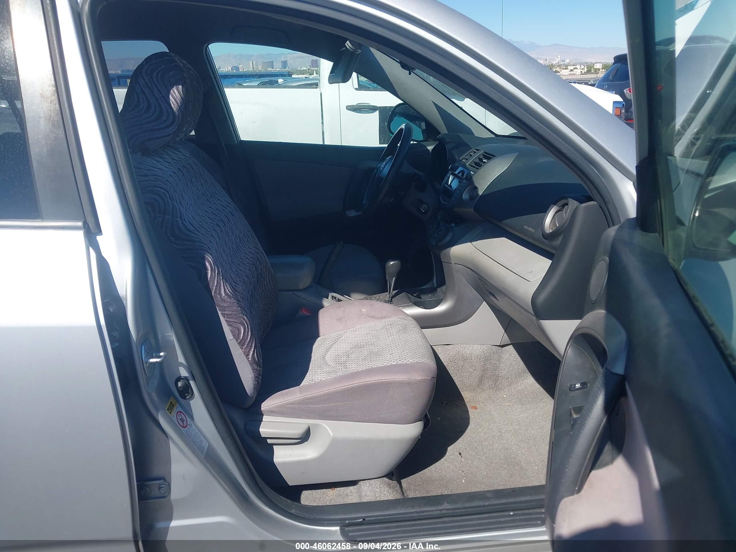 2007 Toyota Rav4   Silver vin: JTMZD35V875059232