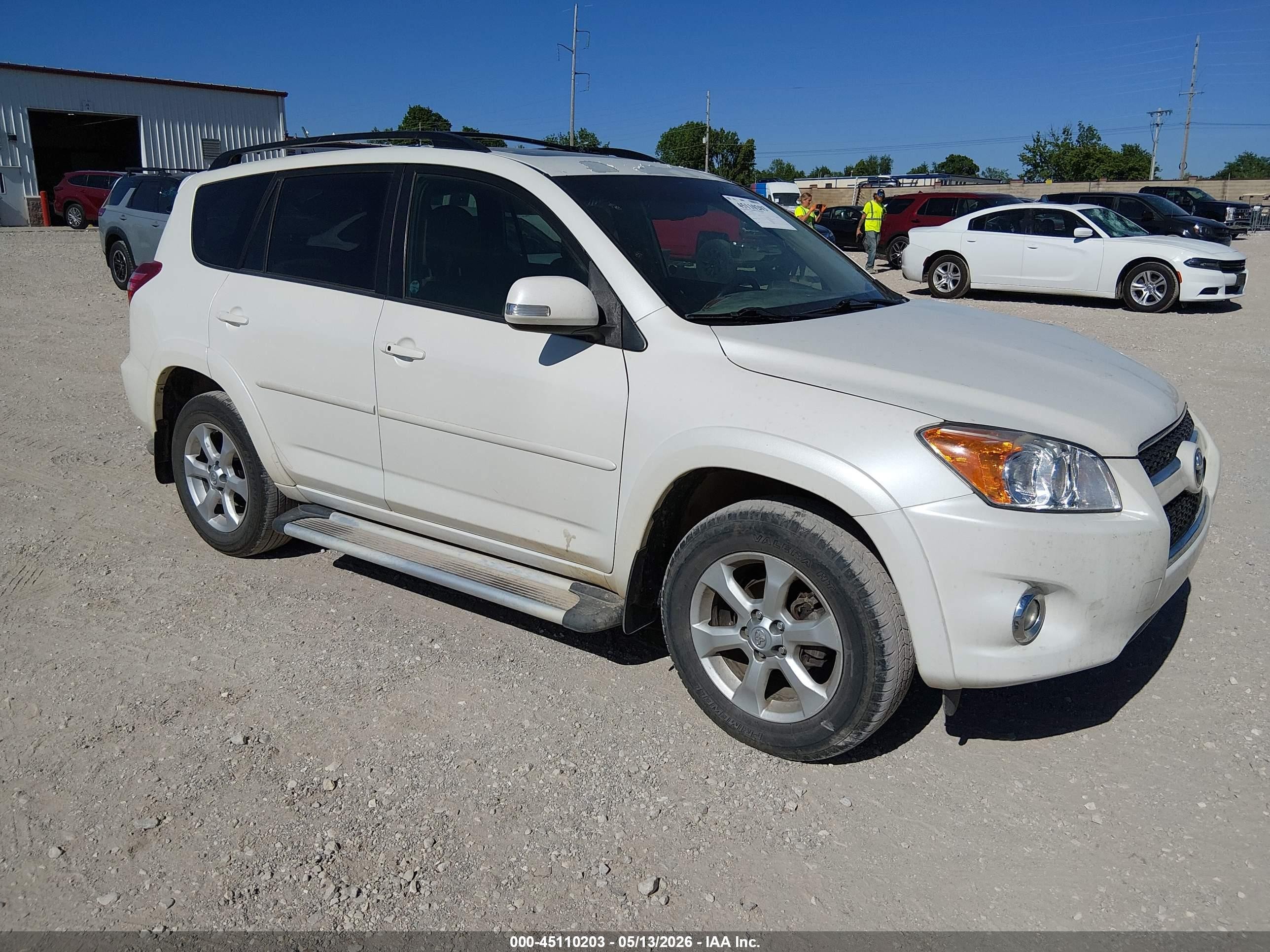 2009 Toyota Rav4 Limited White vin: JTMZF31V495011293