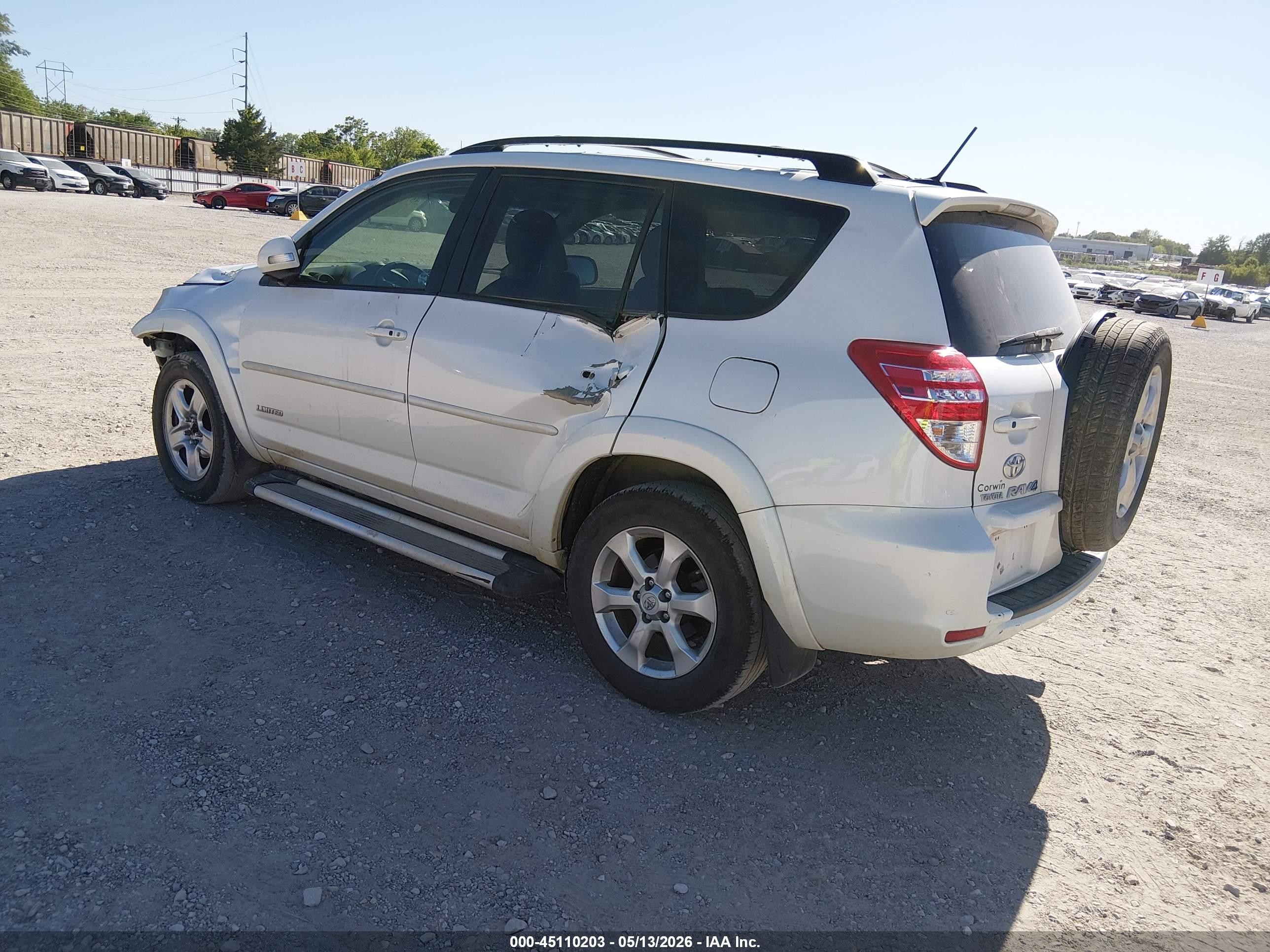 2009 Toyota Rav4 Limited White vin: JTMZF31V495011293