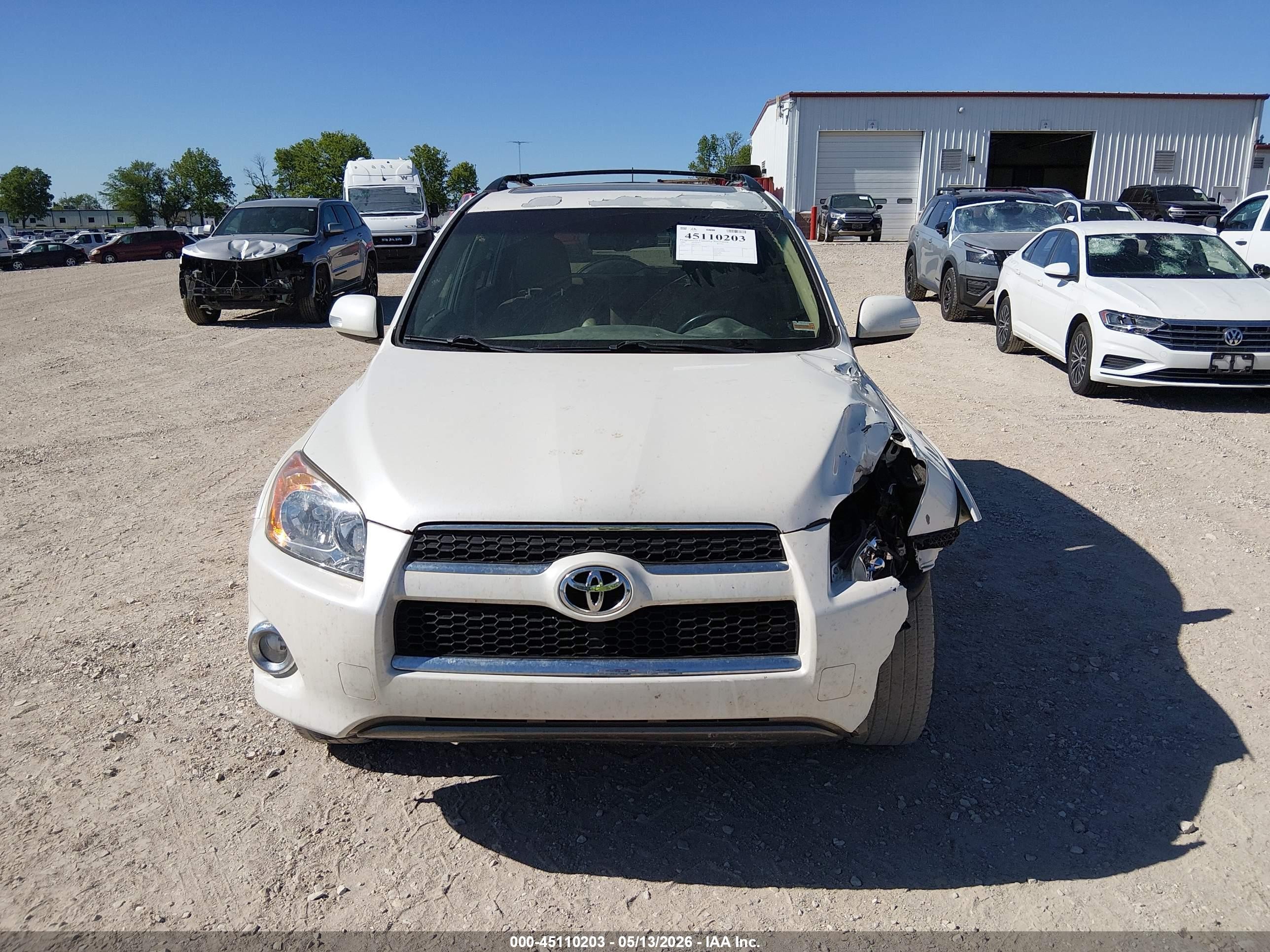 2009 Toyota Rav4 Limited White vin: JTMZF31V495011293