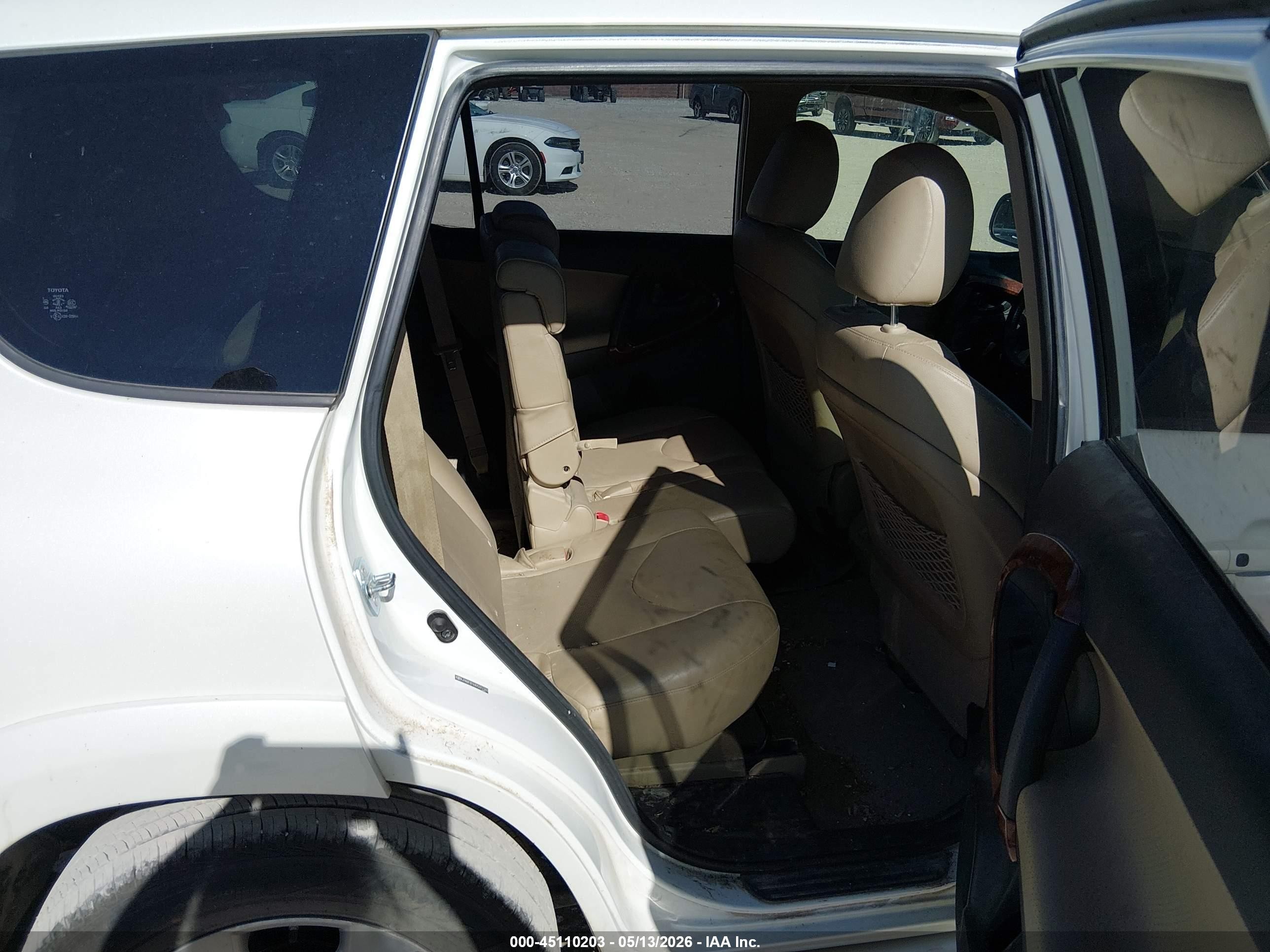 2009 Toyota Rav4 Limited White vin: JTMZF31V495011293