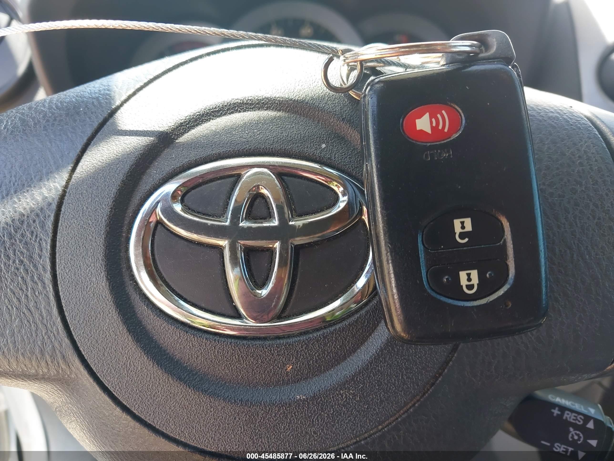 2009 Toyota Rav4 Limited White vin: JTMZF31V595001288