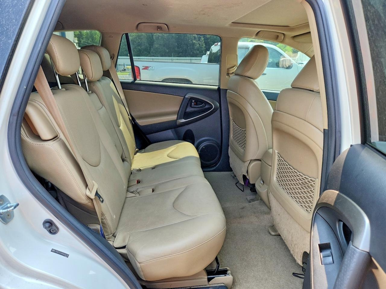 2009 Toyota Rav4 Limited White vin: JTMZF31V595006782
