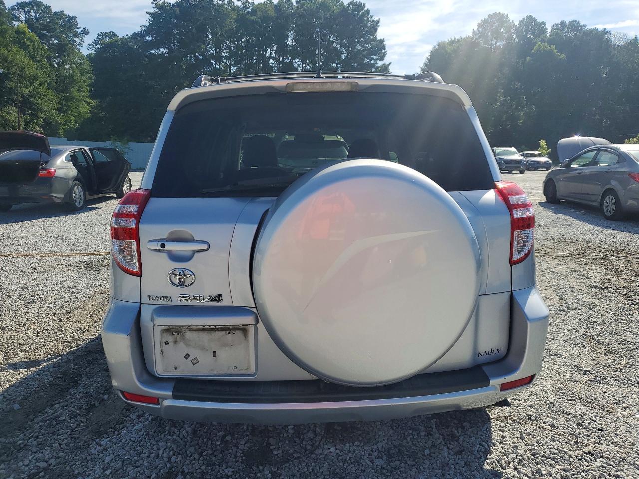 2009 Toyota Rav4 Limited Silver vin: JTMZF31V69D007686