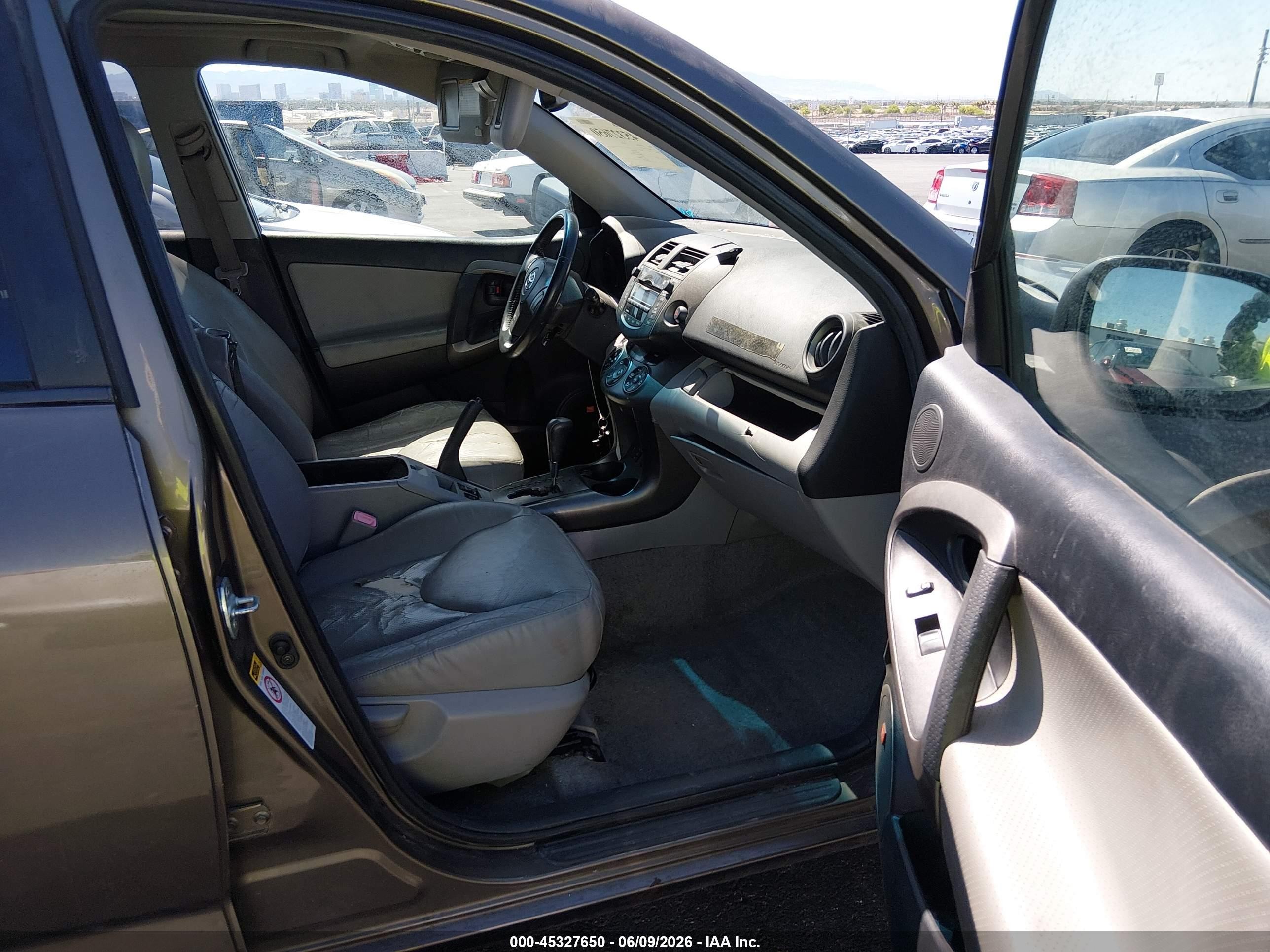 2009 Toyota Rav4 Limited Champagne vin: JTMZF31V795005116