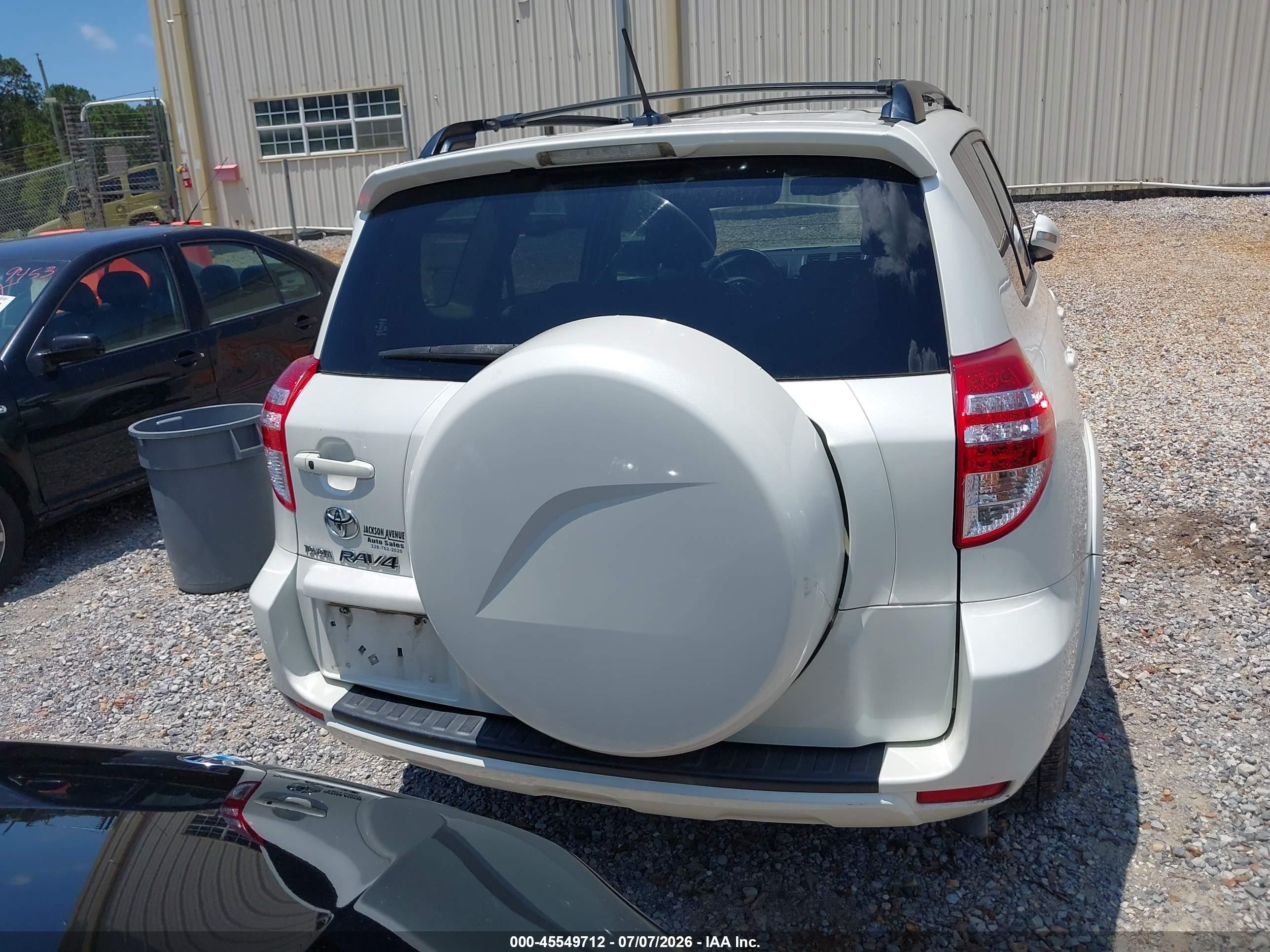 2009 Toyota Rav4 Limited White vin: JTMZF31V995013556