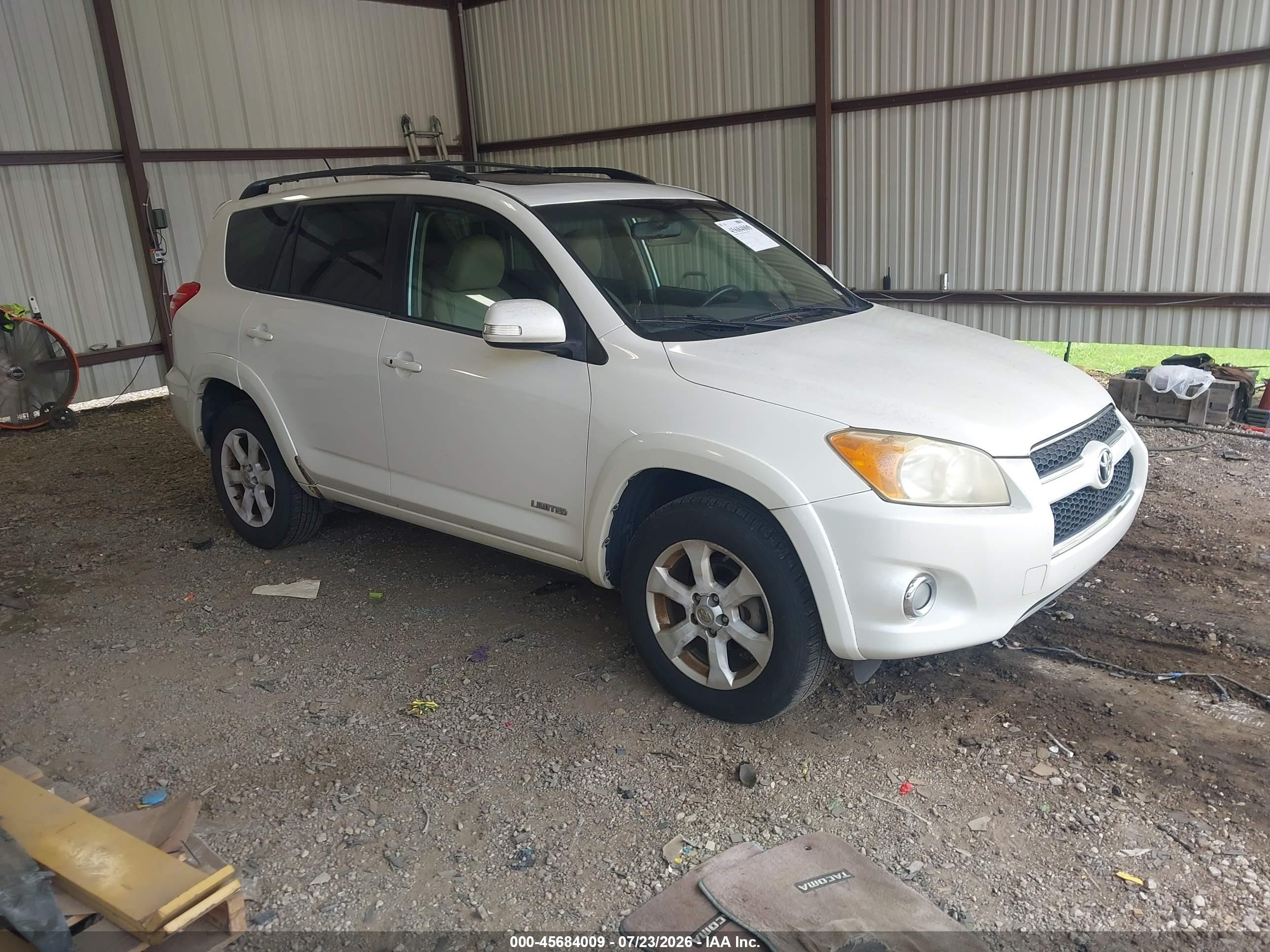 2009 Toyota Rav4 Limited White vin: JTMZF31VX95009869