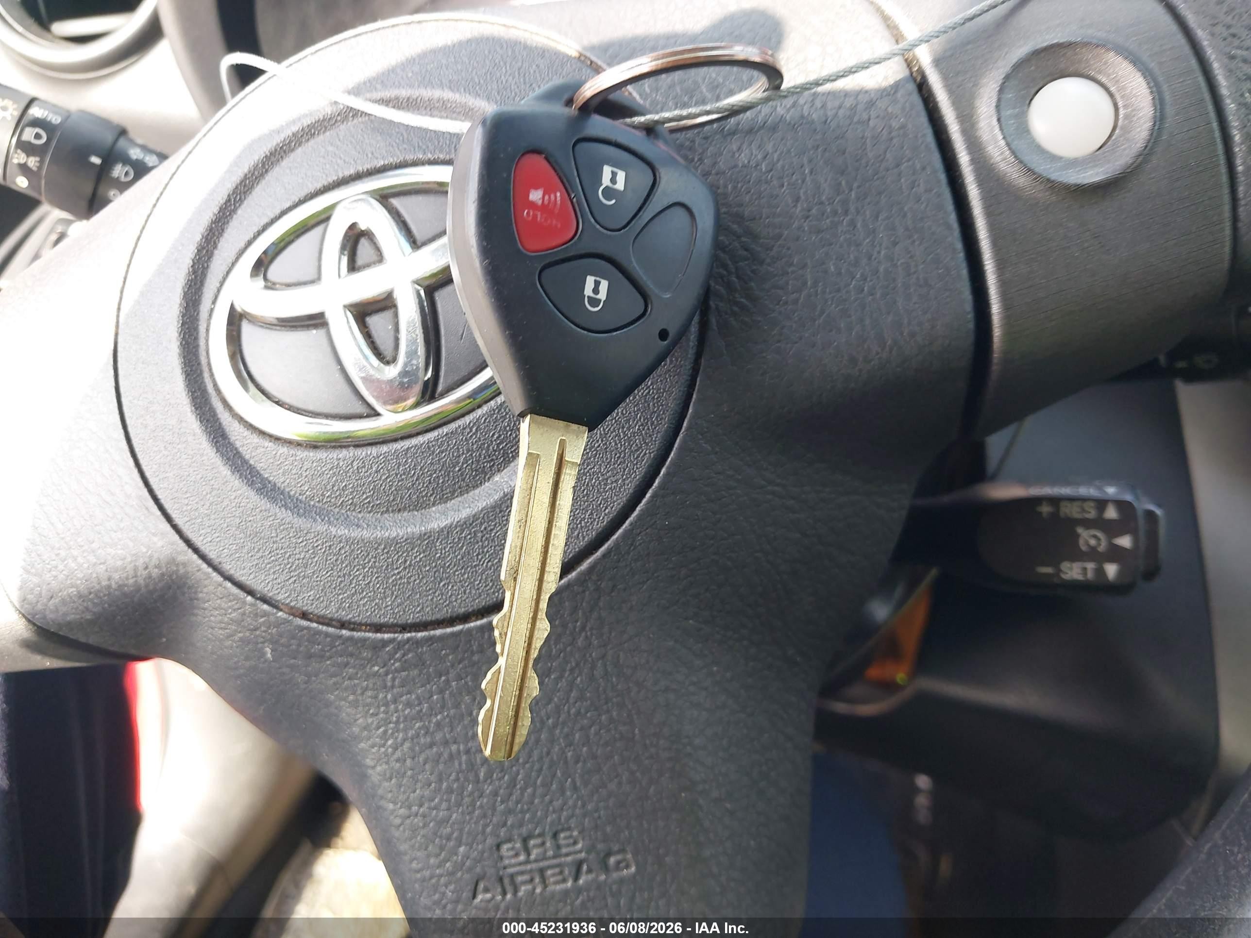 2009 Toyota Rav4 Sport Красный vin: JTMZF32V79D011180