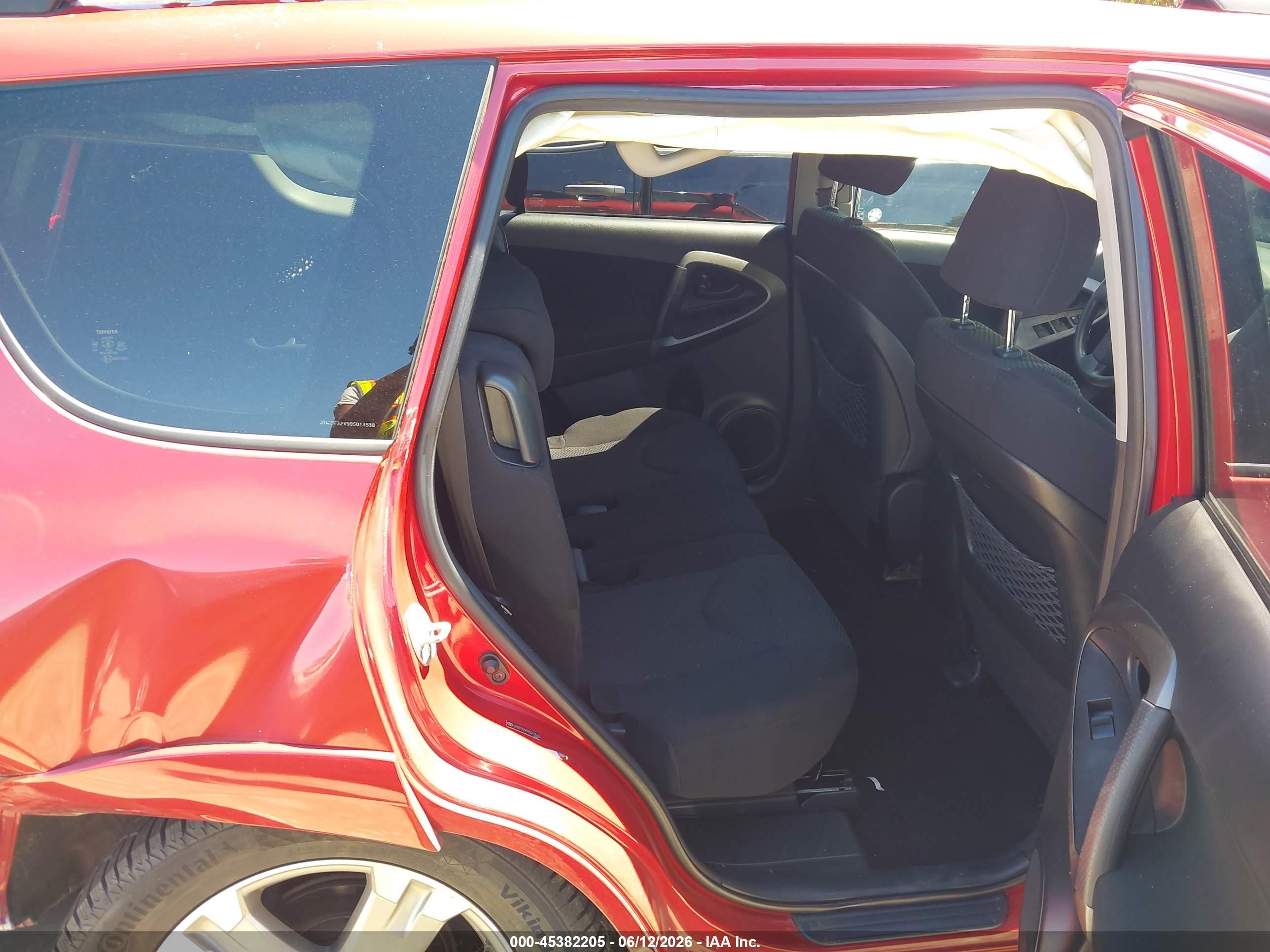 2009 Toyota Rav4 Sport Red vin: JTMZF32V995013538