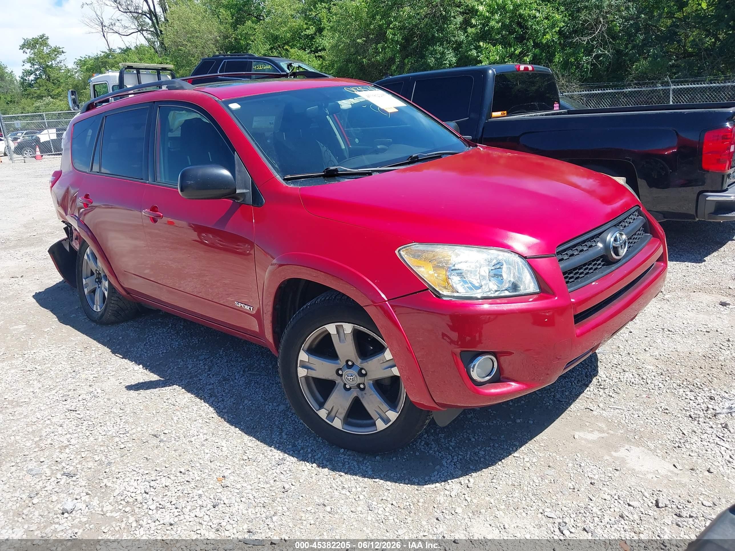 2009 Toyota Rav4 Sport Red vin: JTMZF32V995013538
