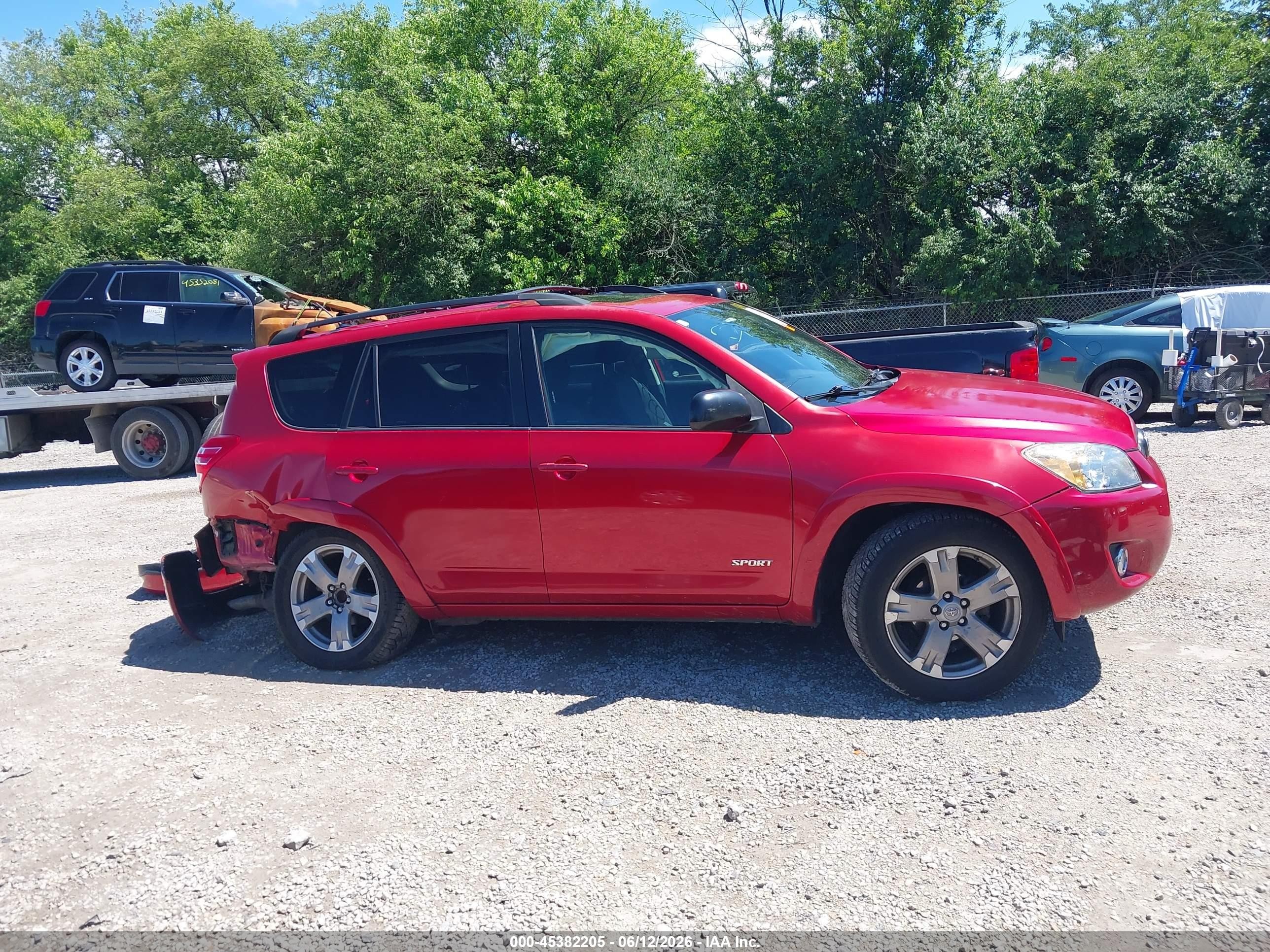 2009 Toyota Rav4 Sport Red vin: JTMZF32V995013538