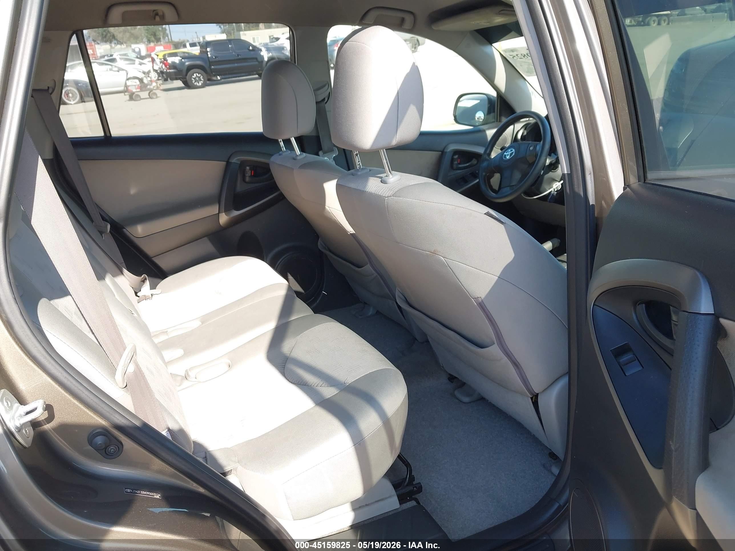 2009 Toyota Rav4   Tan vin: JTMZF33V095003124