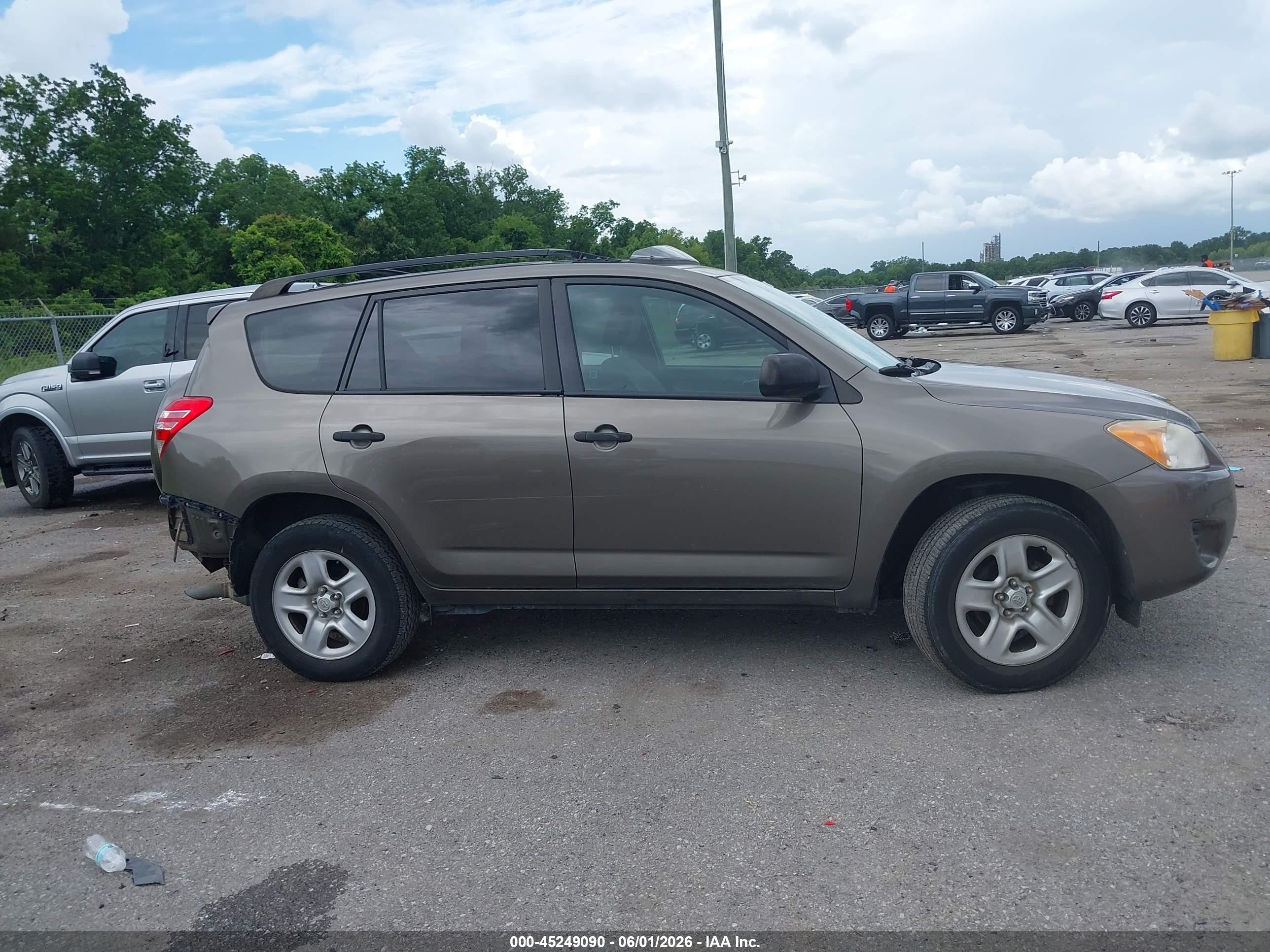 2009 Toyota Rav4   Brown vin: JTMZF33V095006749