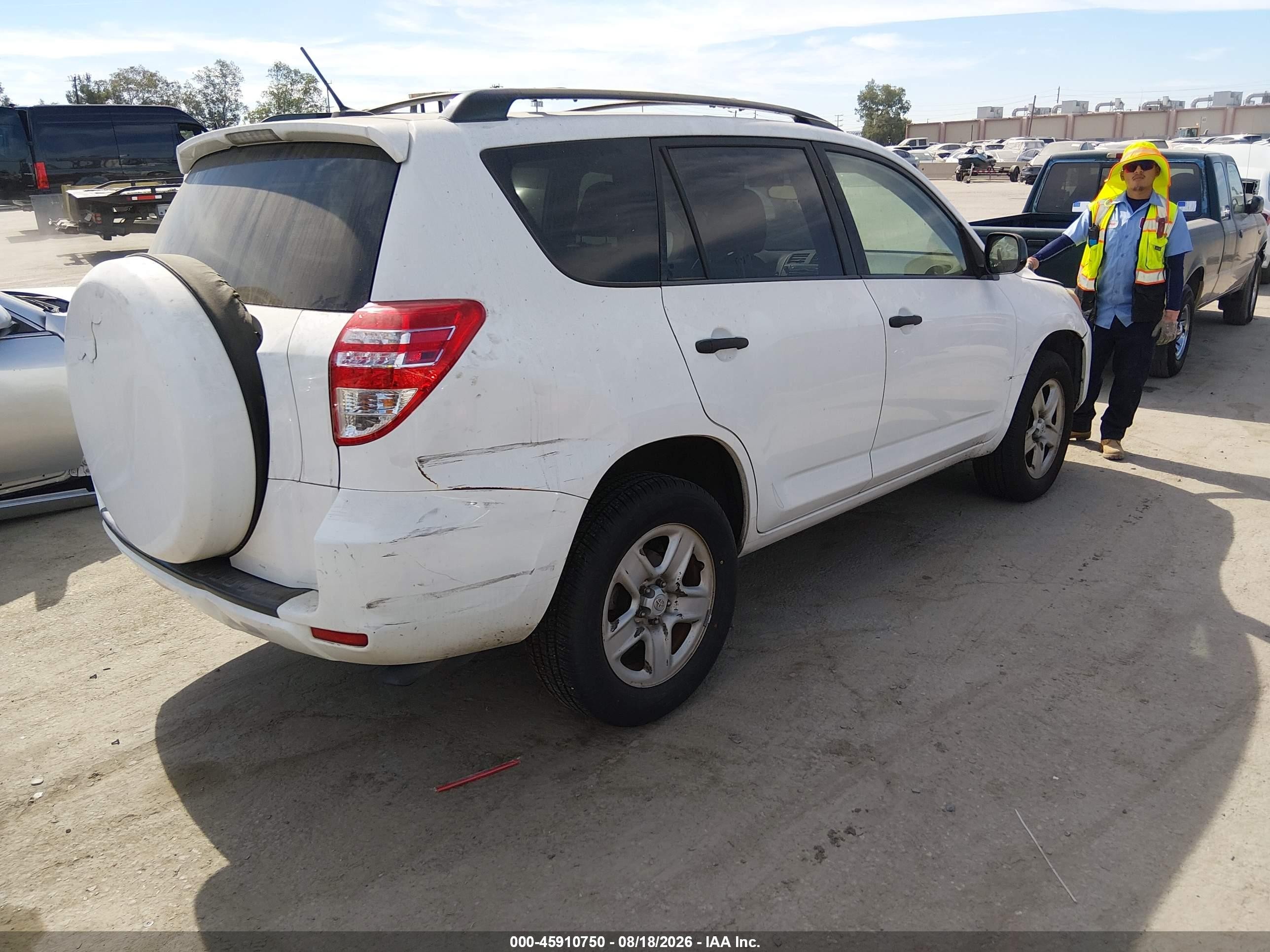 2009 Toyota Rav4   White vin: JTMZF33V09D005350