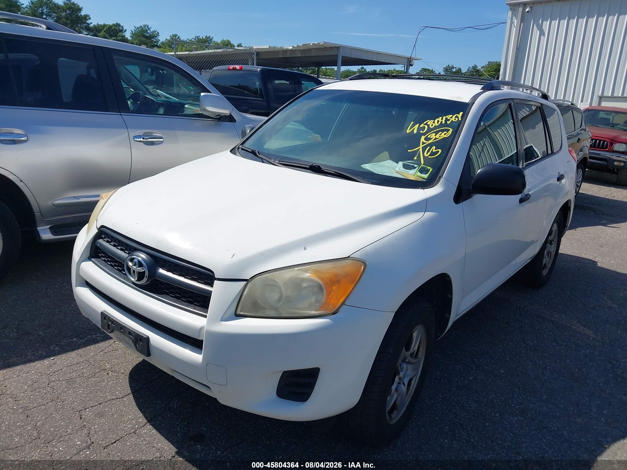 2009 Toyota Rav4   White vin: JTMZF33V09D013173