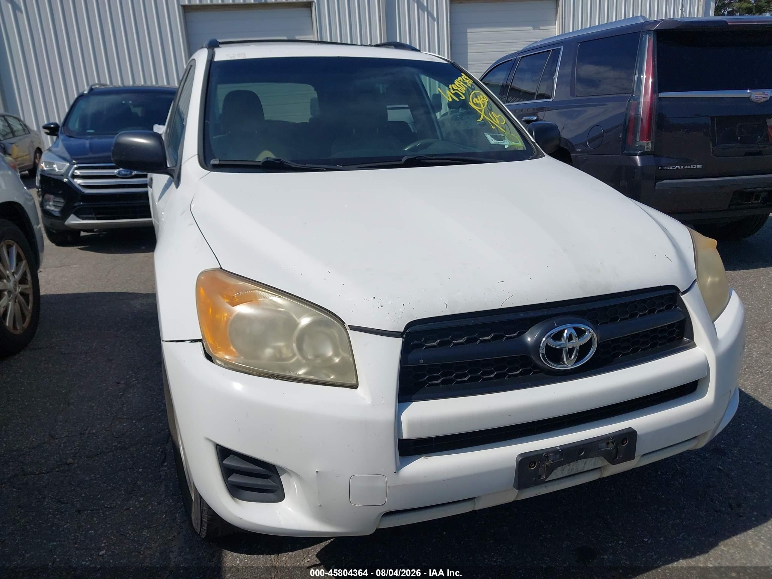 2009 Toyota Rav4   White vin: JTMZF33V09D013173