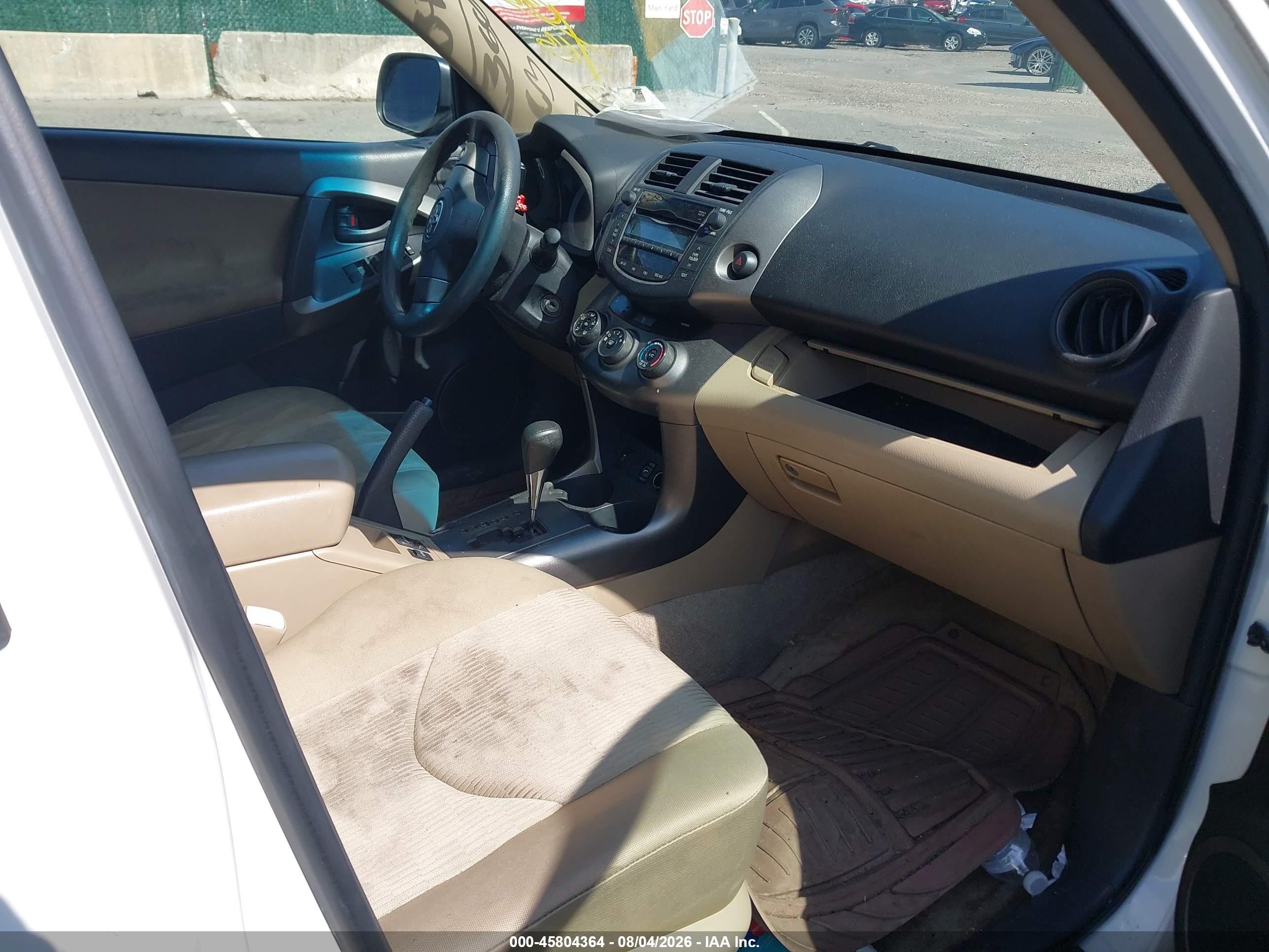 2009 Toyota Rav4   White vin: JTMZF33V09D013173