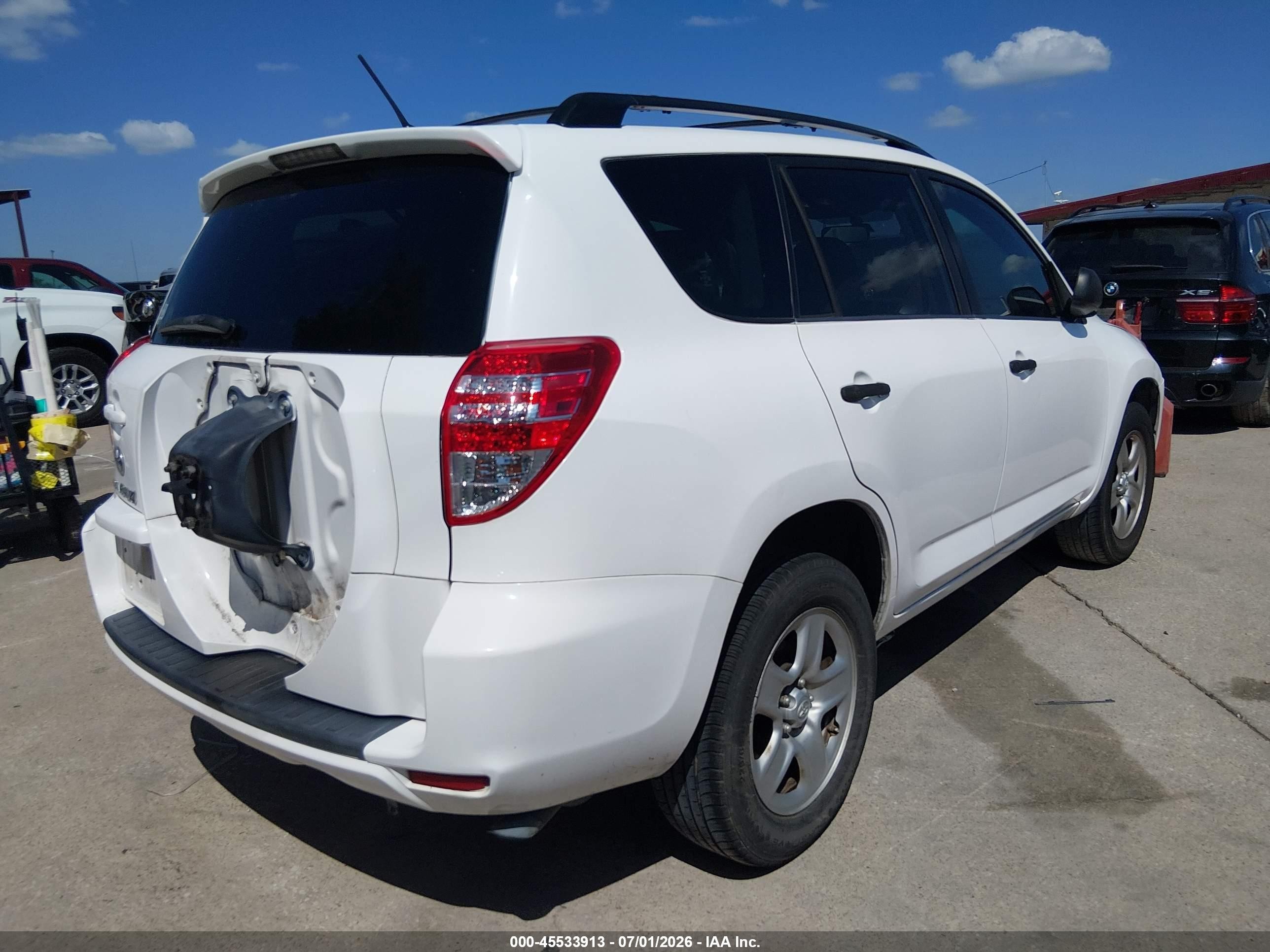 2009 Toyota Rav4   White vin: JTMZF33V195007568