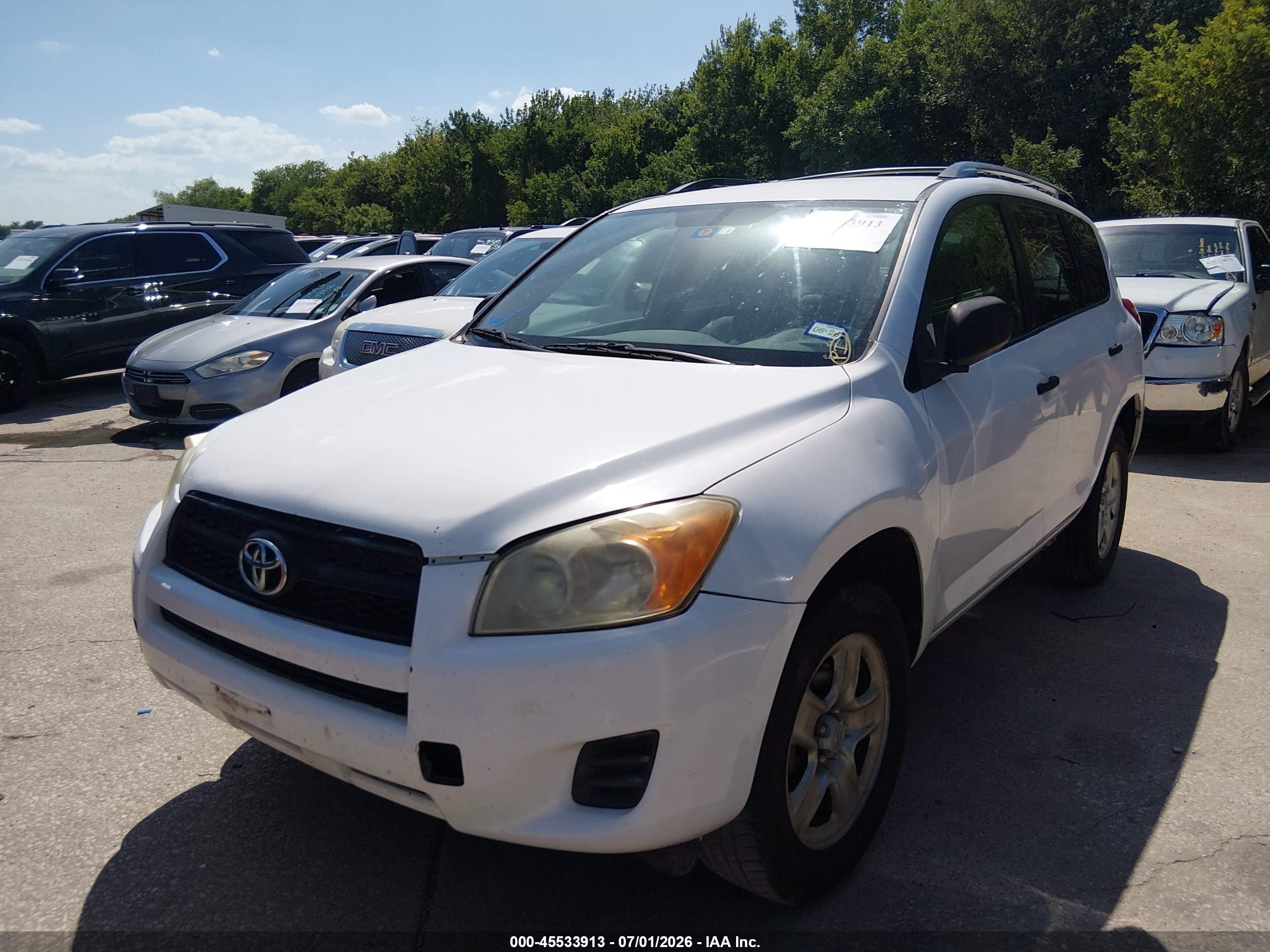 2009 Toyota Rav4   White vin: JTMZF33V195007568