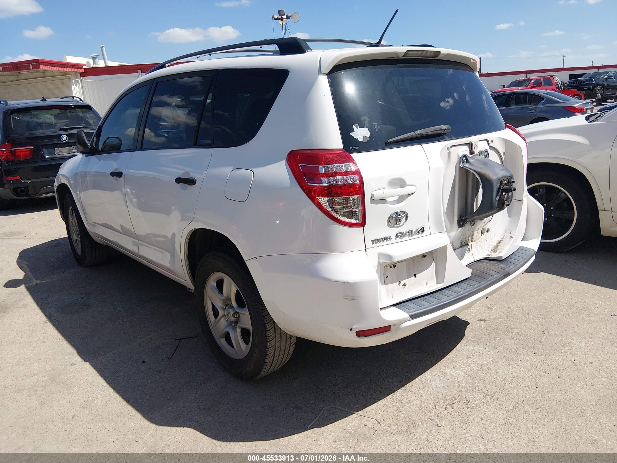 2009 Toyota Rav4   White vin: JTMZF33V195007568