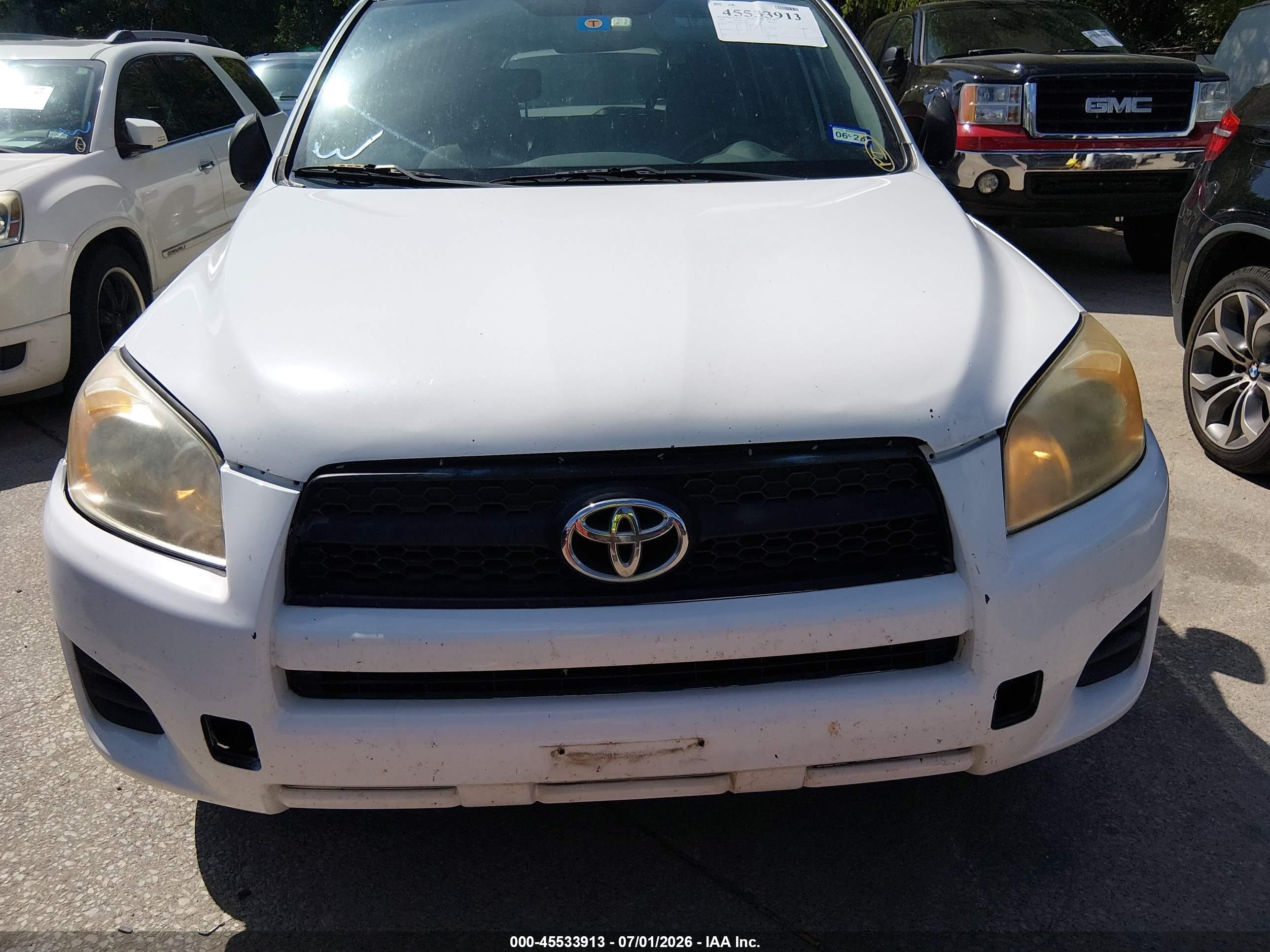 2009 Toyota Rav4   White vin: JTMZF33V195007568