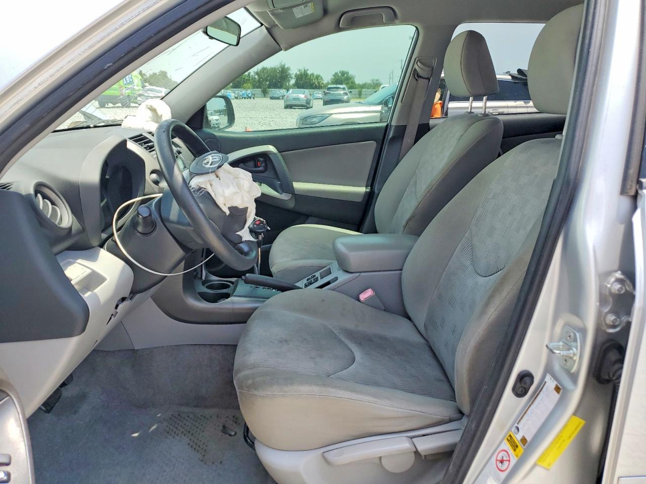 2009 Toyota Rav4 Base Silver vin: JTMZF33V195009112