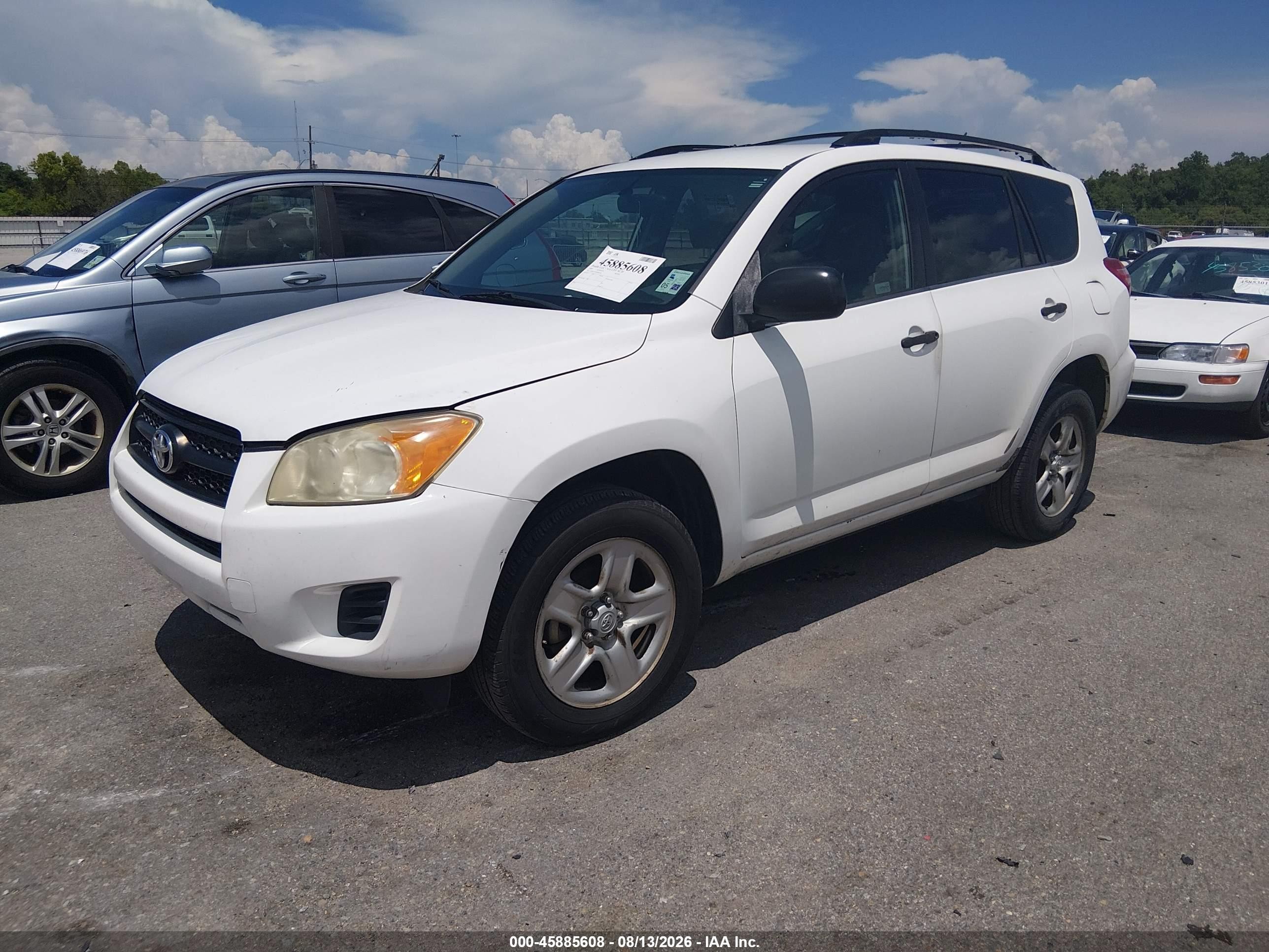 2009 Toyota Rav4   White vin: JTMZF33V19D005163